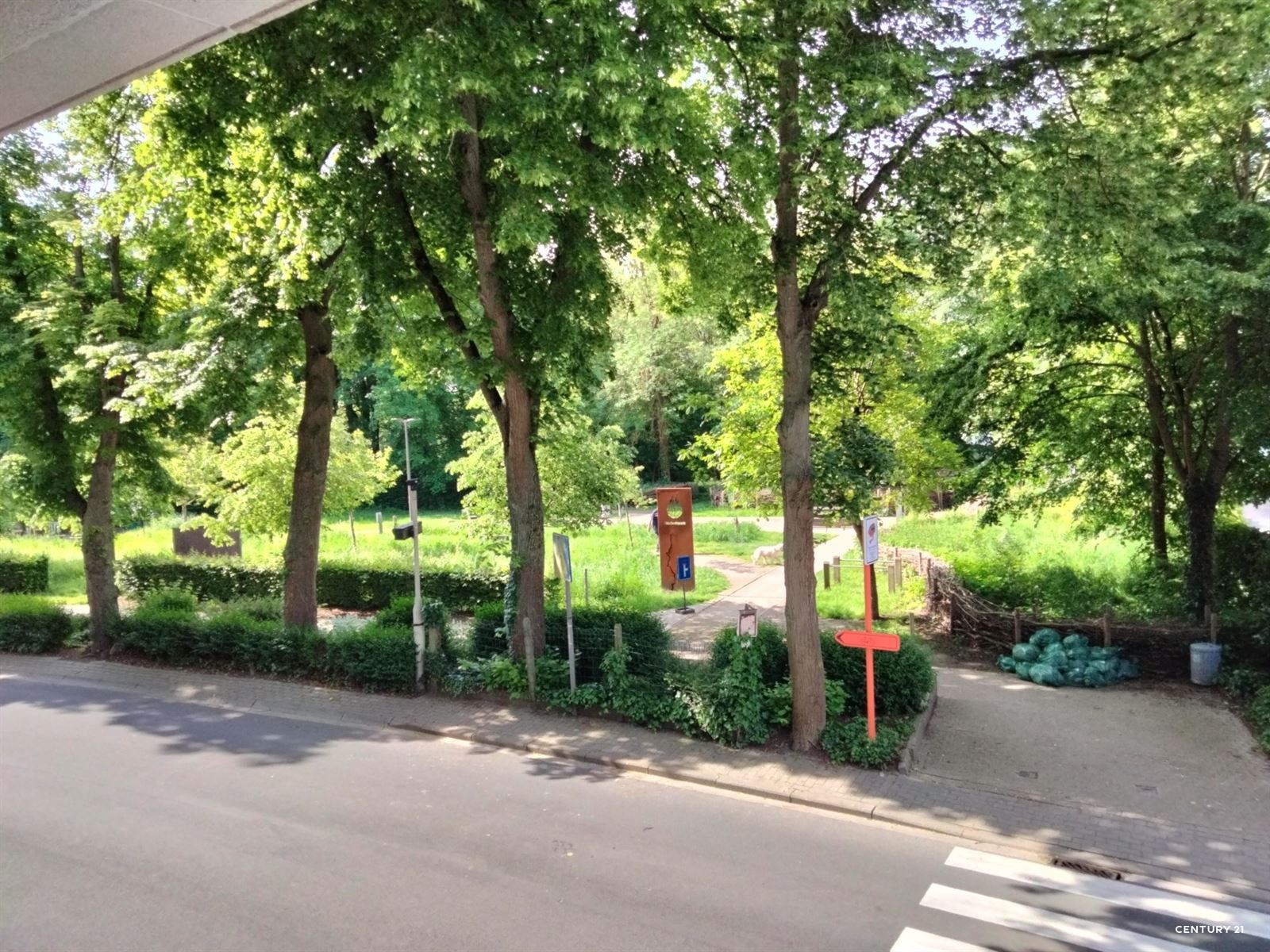 Nieuwbouw App 2 slpks, 2 terassen, autostaanplaats,kelder foto 2