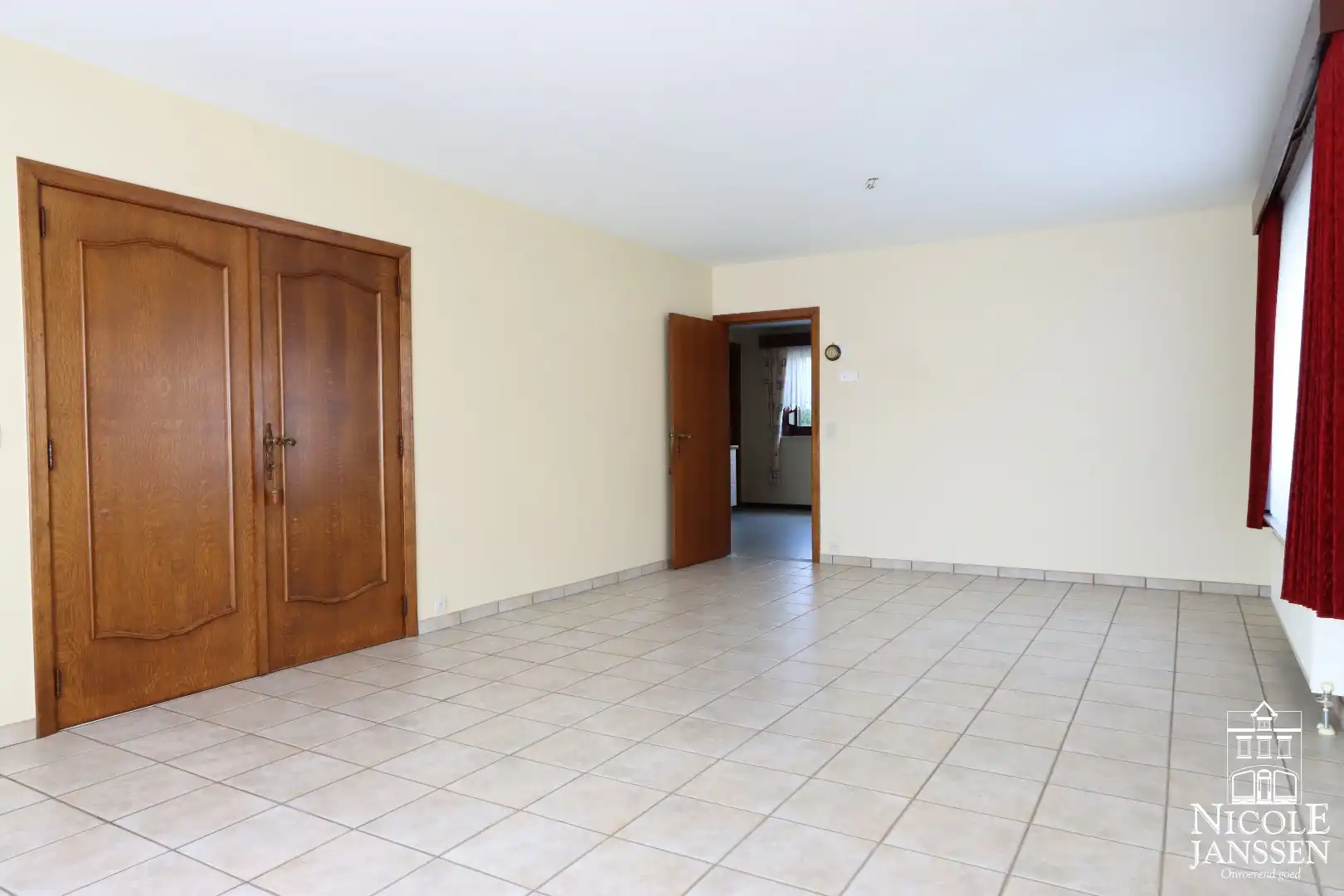 Gelijkvloerse verzorgde woning nabij het centrum van Maaseik foto 6