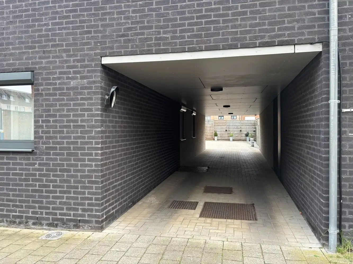 Autostaanplaats te koop in Wommelgem foto 4