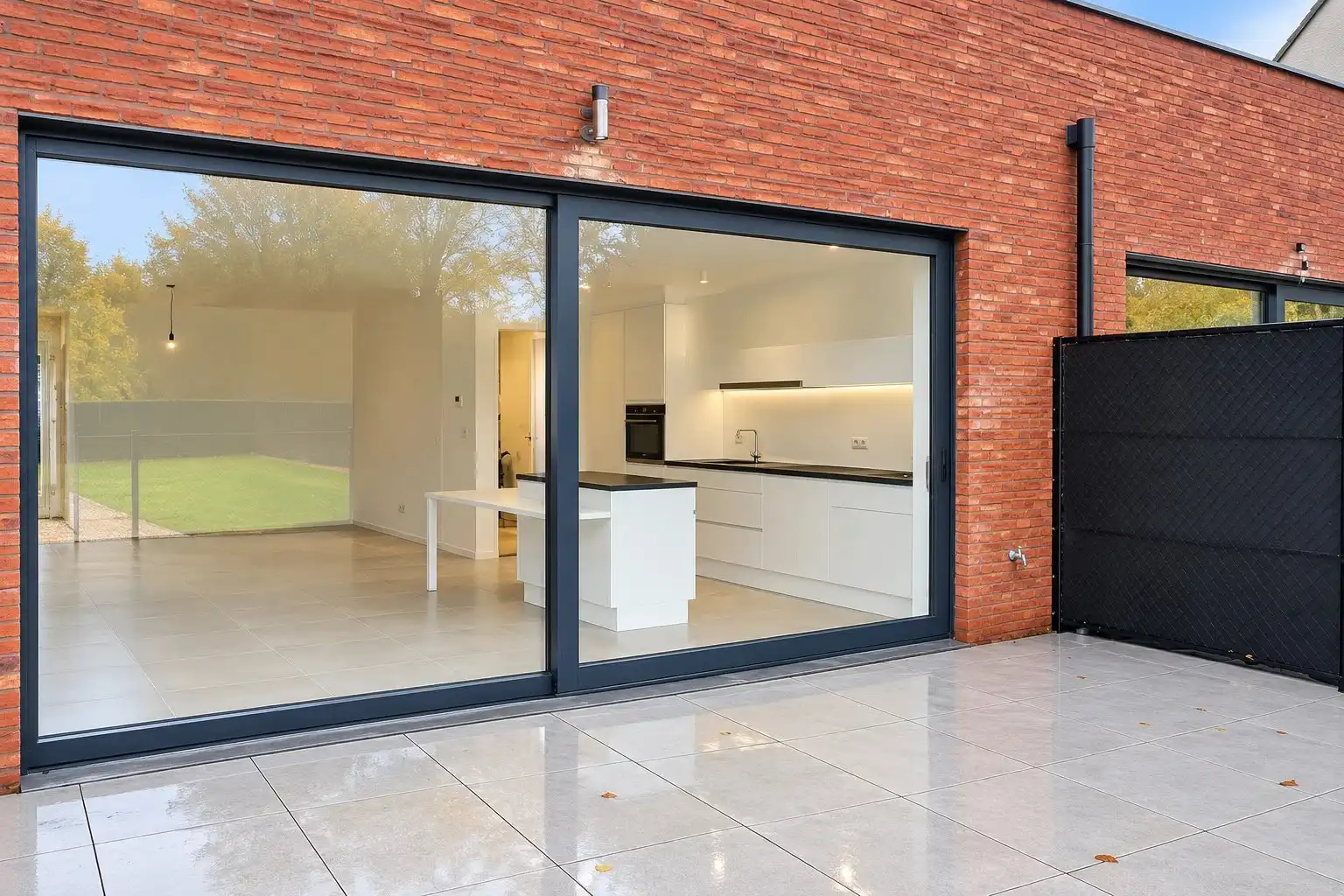 Prachtig en recent gelijkvloers appartement met 2 slaapkamers en ruim terras in Eksel! foto 16