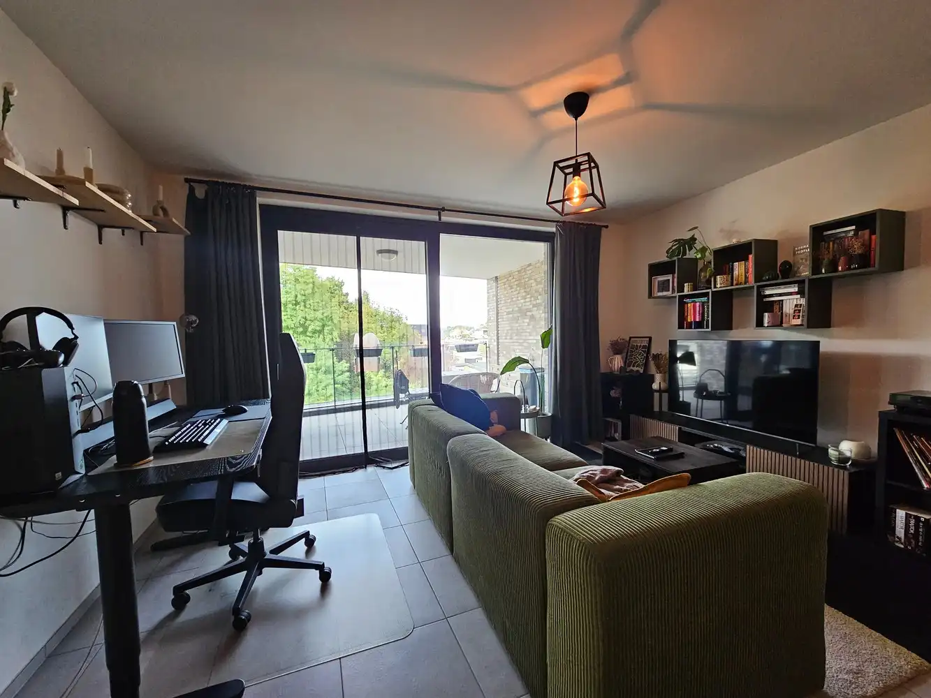 Stijlvol appartement van 75m² in het centrum van Maasmechelen. foto 3