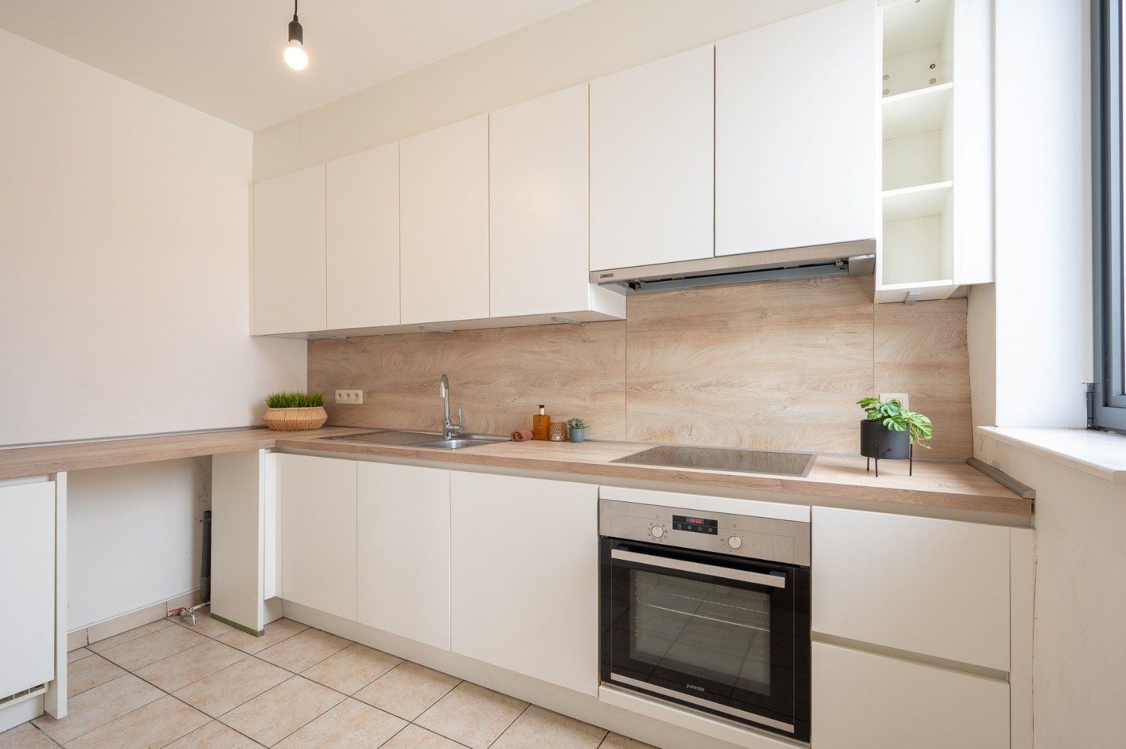 Instapklaar appartement op centrale ligging te Blankenberge foto 4