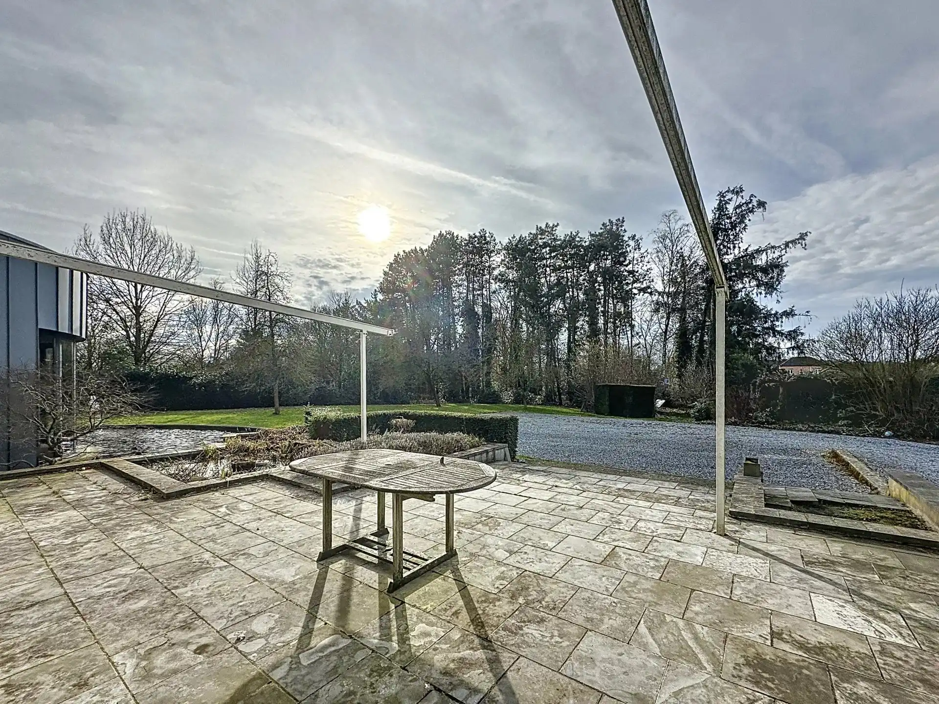 Unieke moderne woning met een dubbele bestemming op een perceel van 29a24ca. foto 75