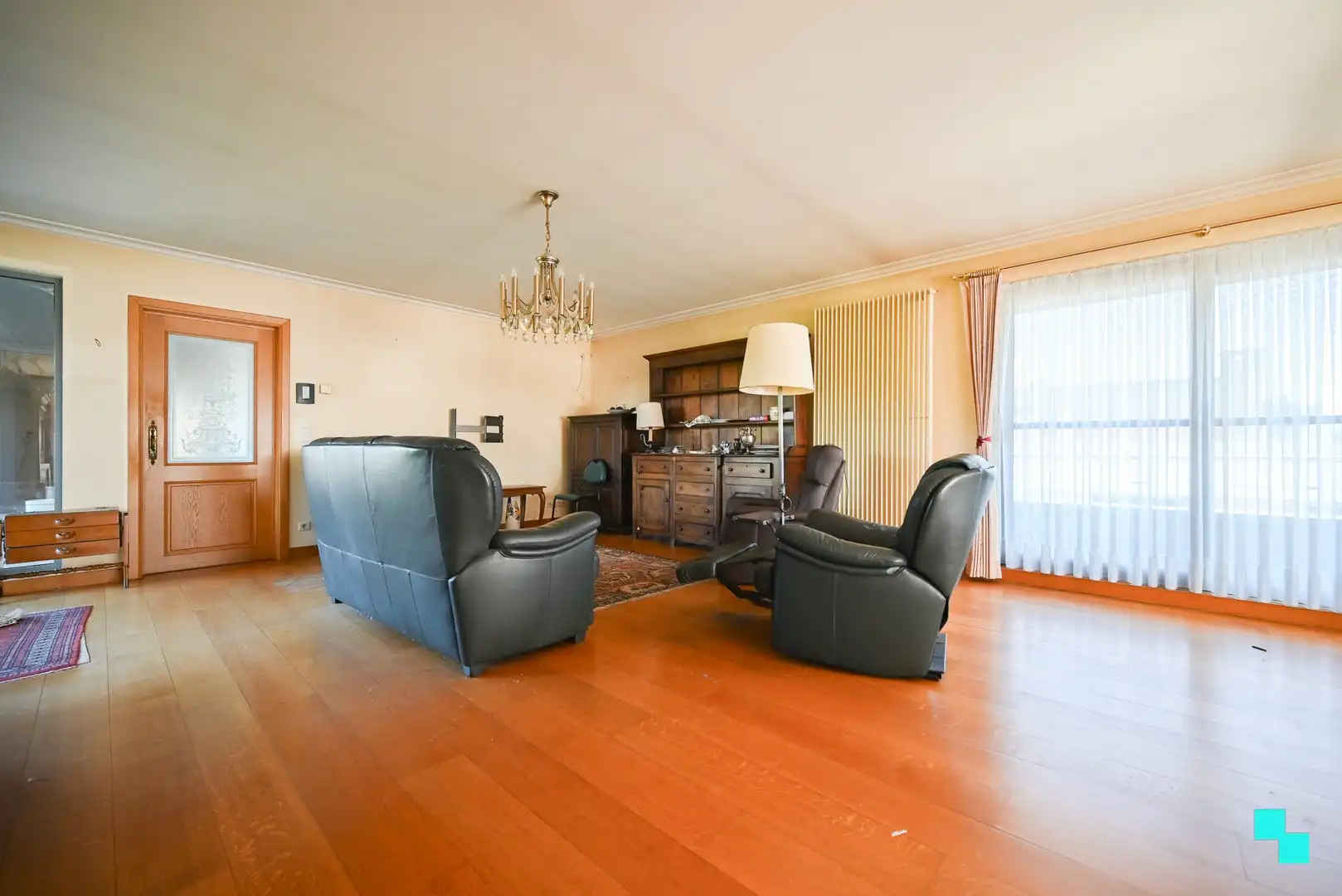 Unieke penthouse met drie terrassen in hartje Izegem foto 9