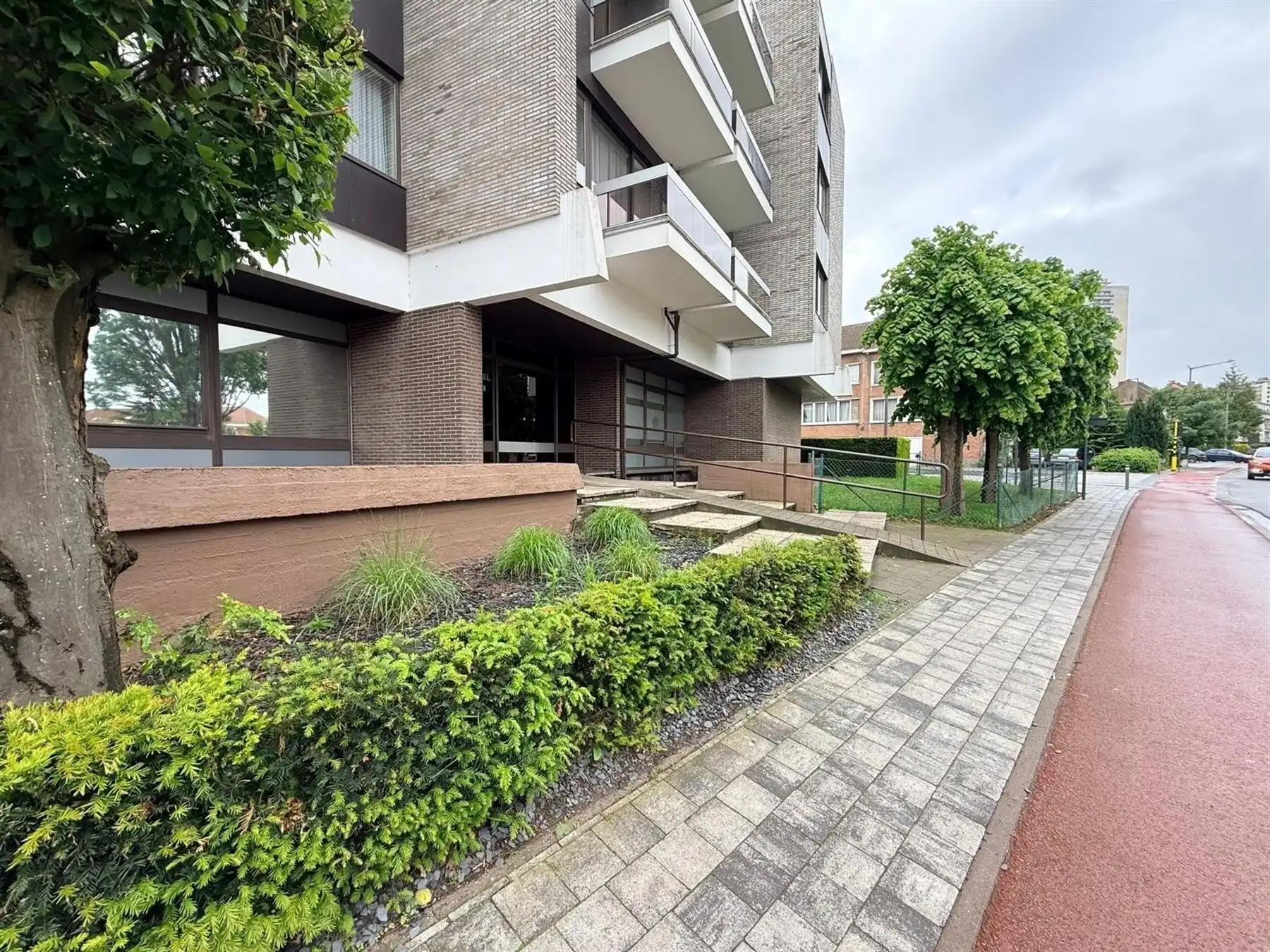 APPARTEMENT MET TERRAS EN ONDERGRONDSE STAANPLAATS foto 12
