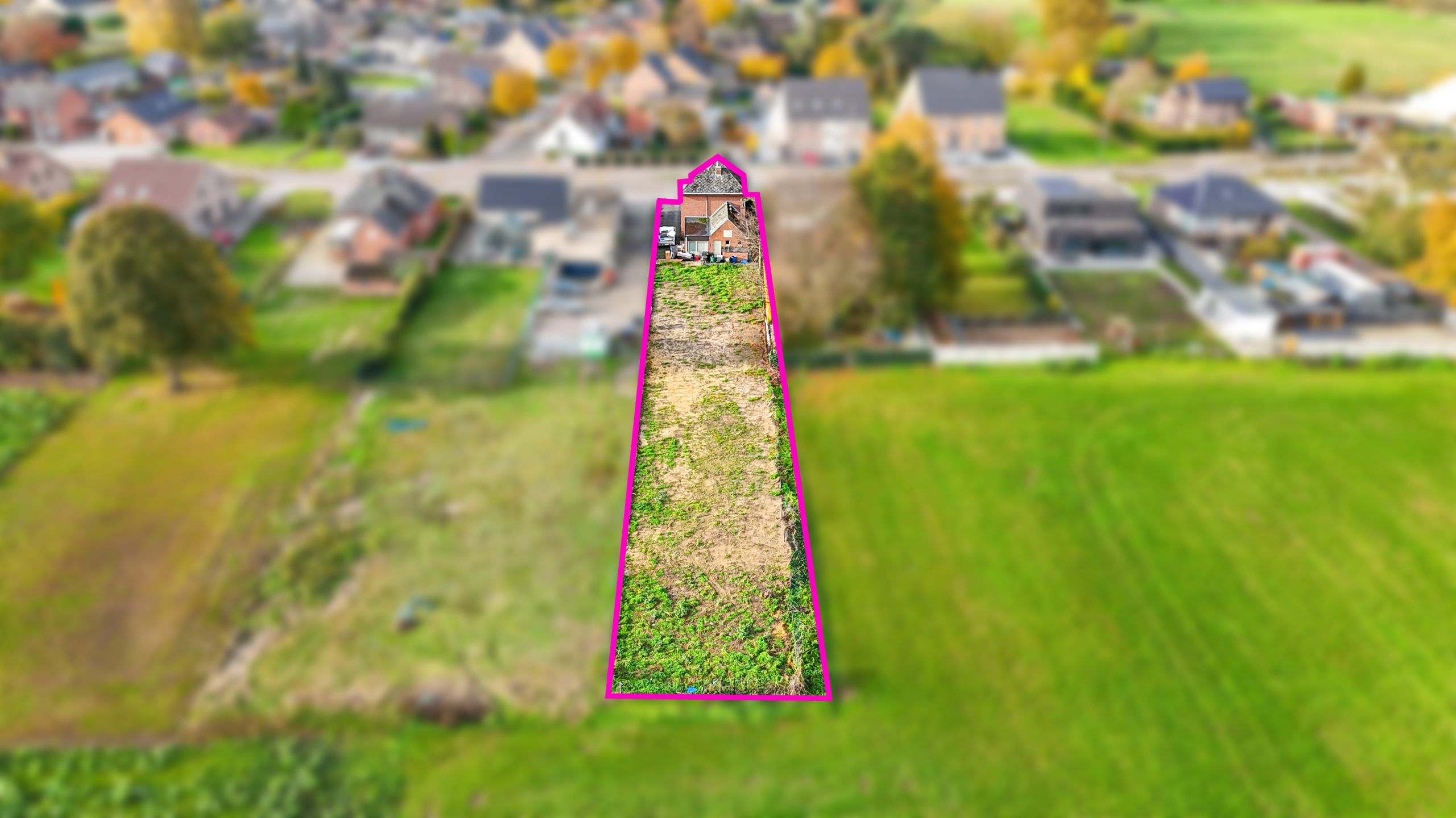 Te vernieuwen woning met 11a 87ca grond in Heusden-Zolder! foto 11