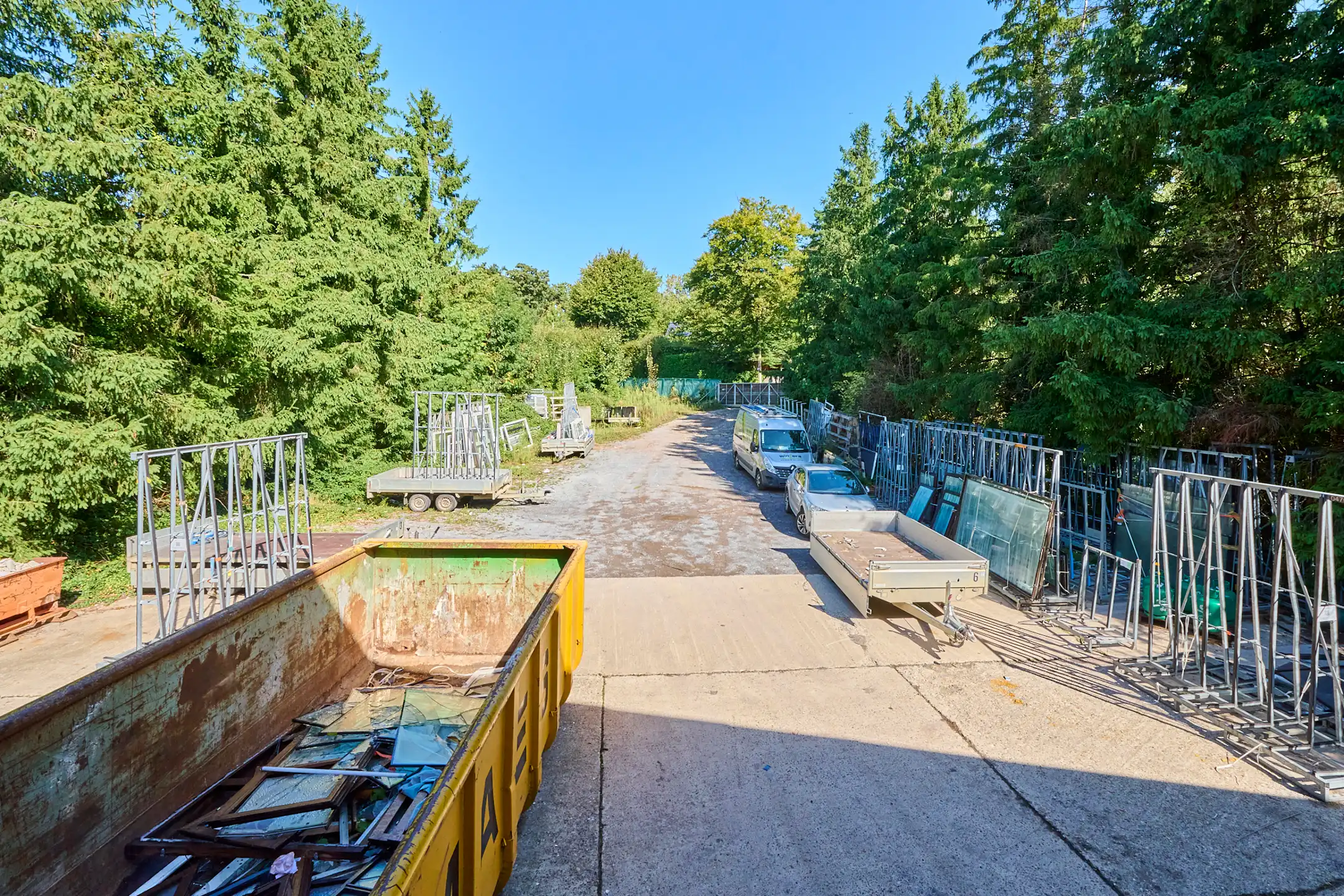 TE KOOP Tongeren - multifunctioneel gebouw met magazijn foto 9