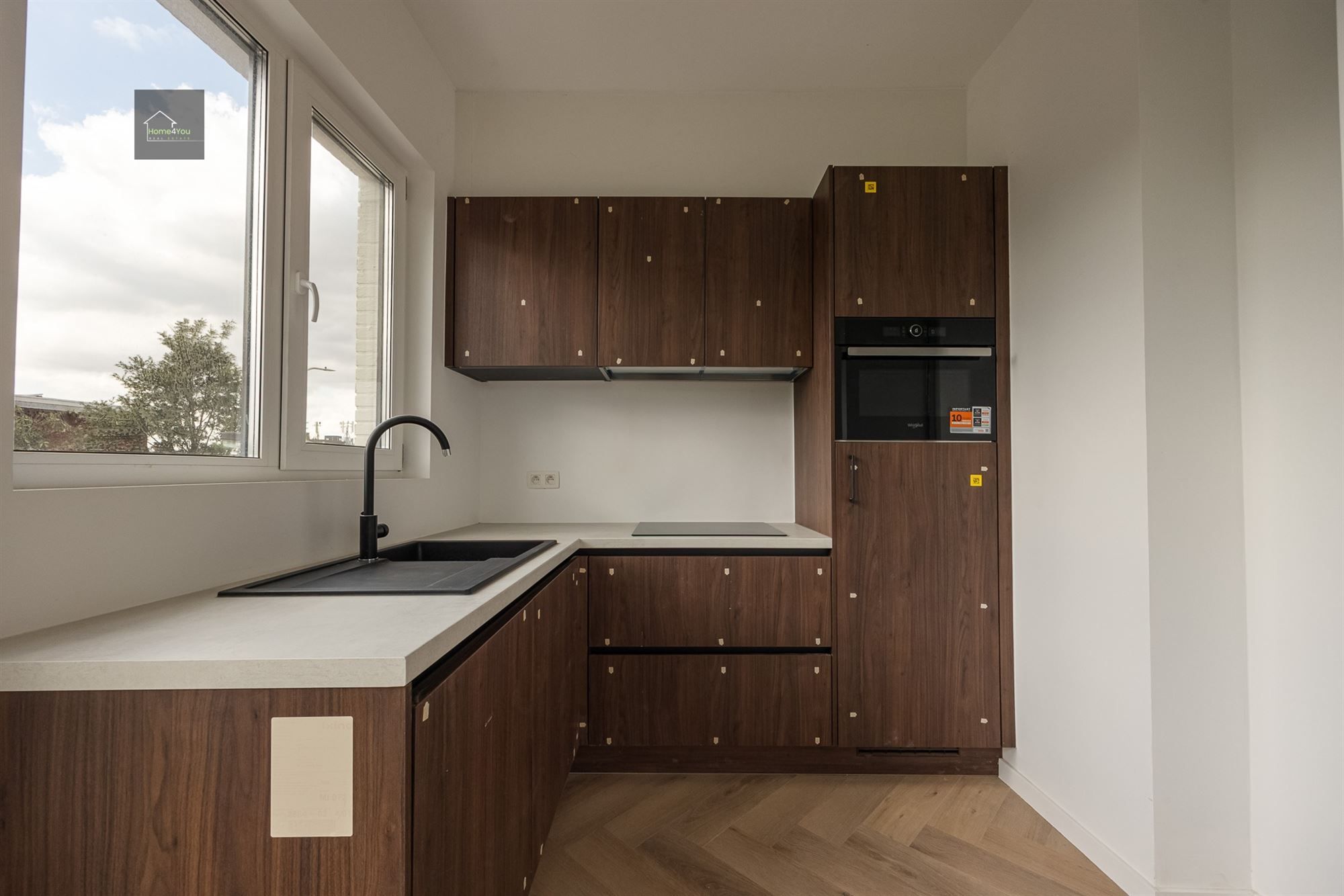 Gerenoveerd appartement te koop! foto 2