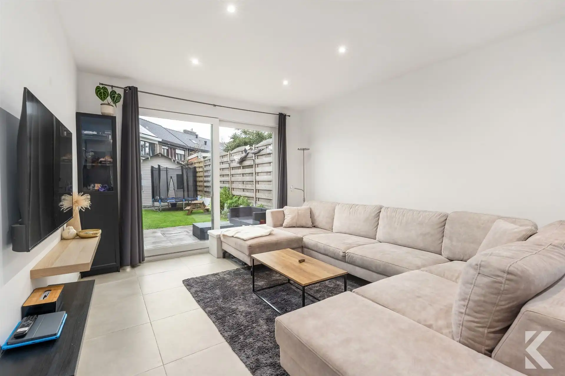 ALBATROSSTRAAT – VOLLEDIG GERENOVEERDE WONING MET TUIN foto 4