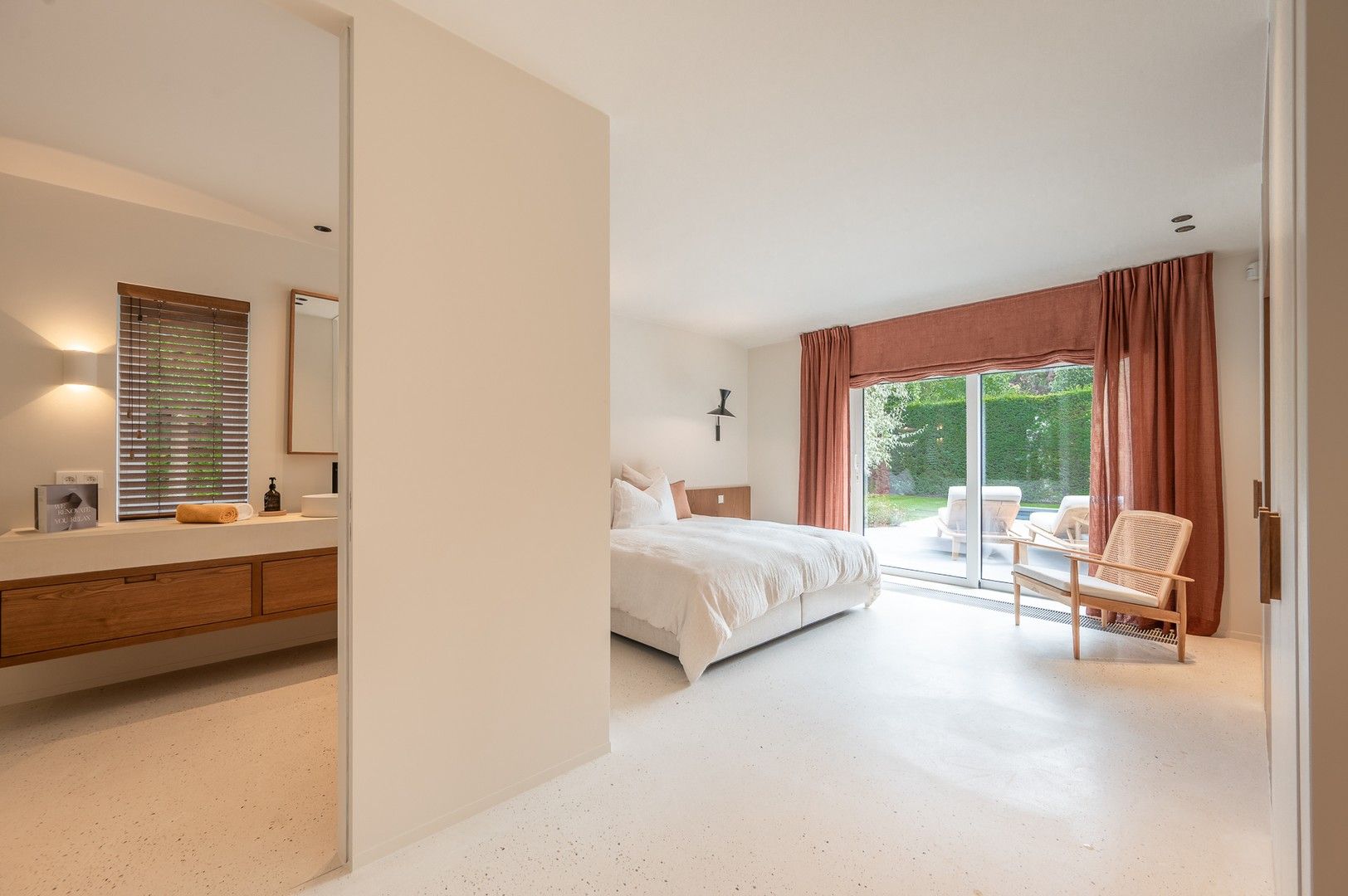 Luxueuse villa met zwembad, discreet gelegen in een rustige omgeving foto 12