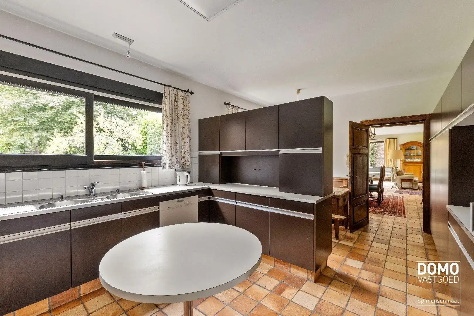 Exclusieve statige open bebouwing met zuid gerichte tuin in het centrum van Kermt (Hasselt) foto 12