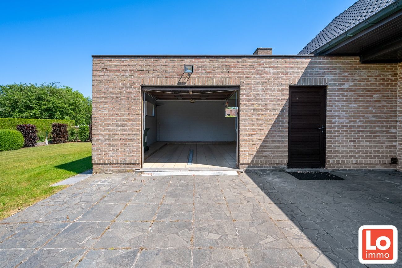 Mooie grote villa met 3 à 4 slaapkamers op een totaal van 1120m² foto 21