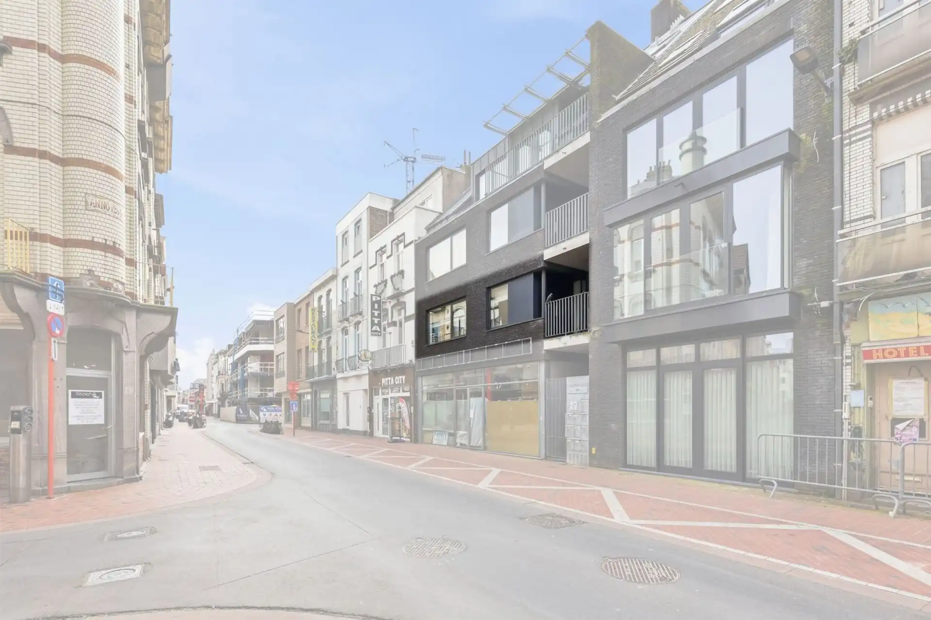 CENTRALE LIGGING / RUIM TERRAS foto 33