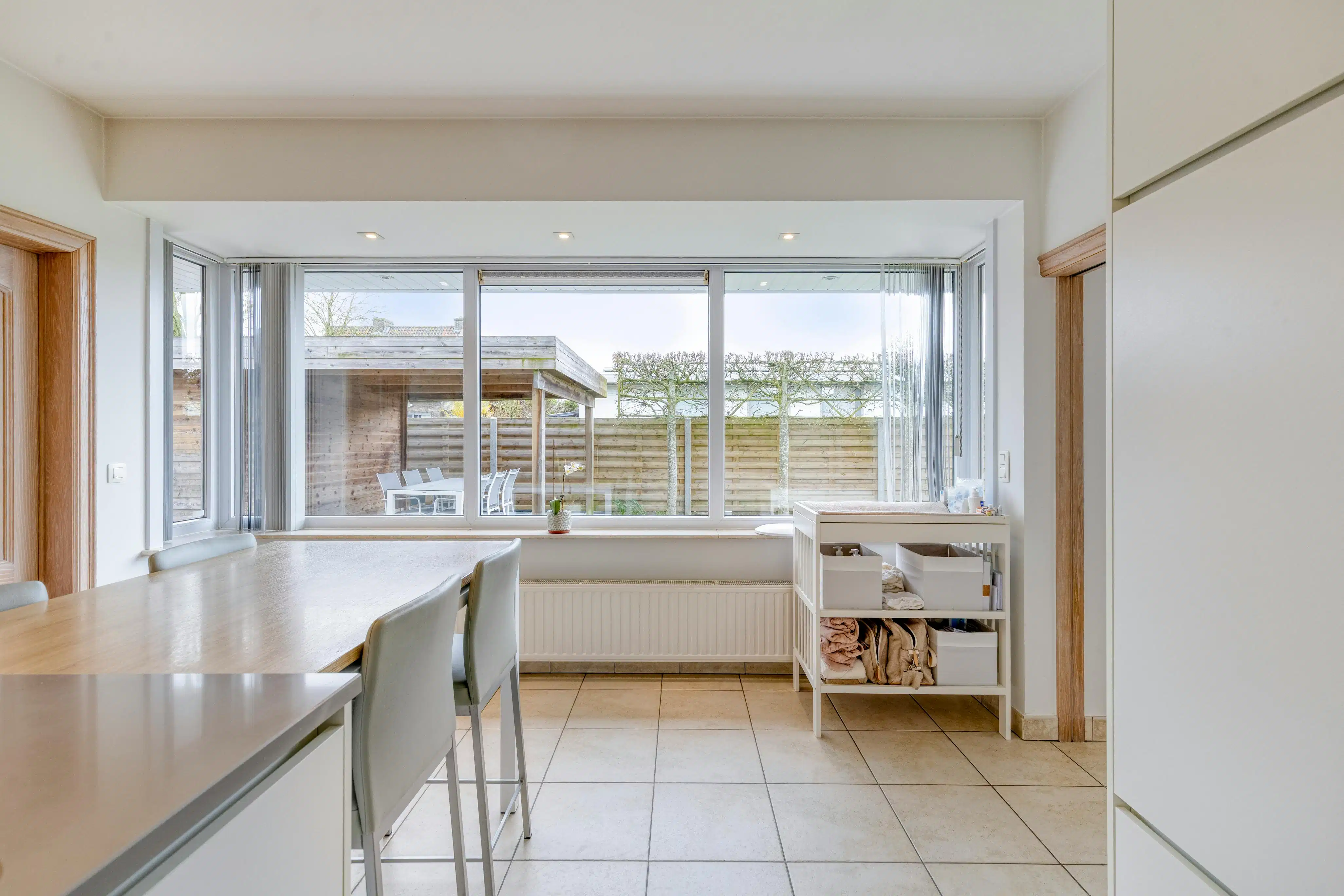 Instapklare gezinswoning in rustige wijk te Roeselare foto 9