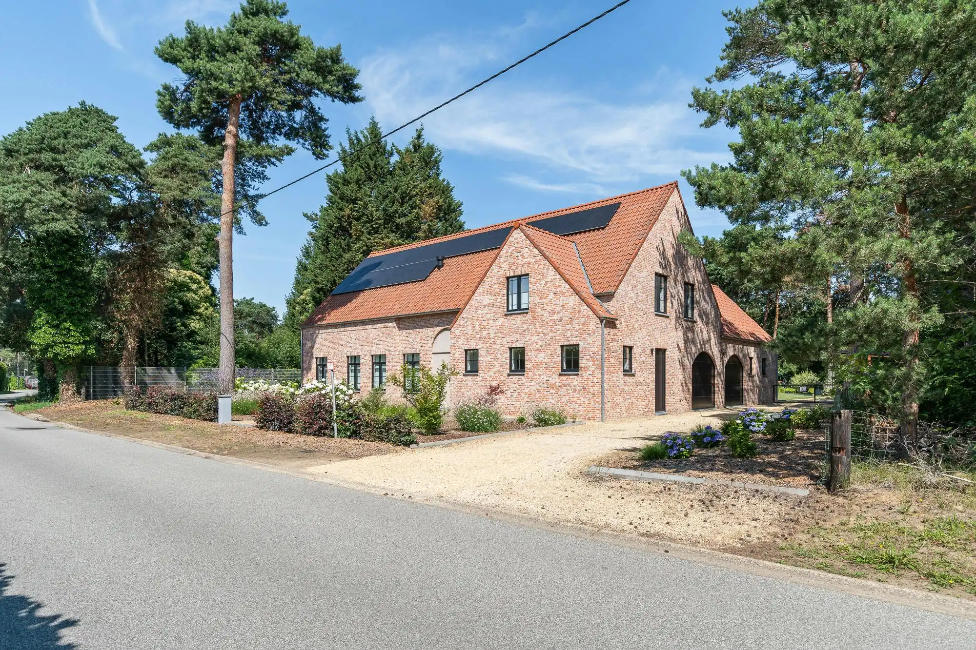 Villa te koop in Lichtaart, ook geschikt als kangoeroewoning foto 2