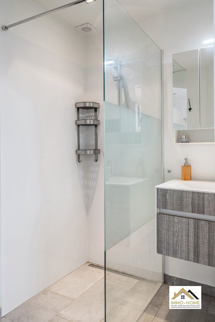 Prachtige gerenoveerde woning !!!! foto 11
