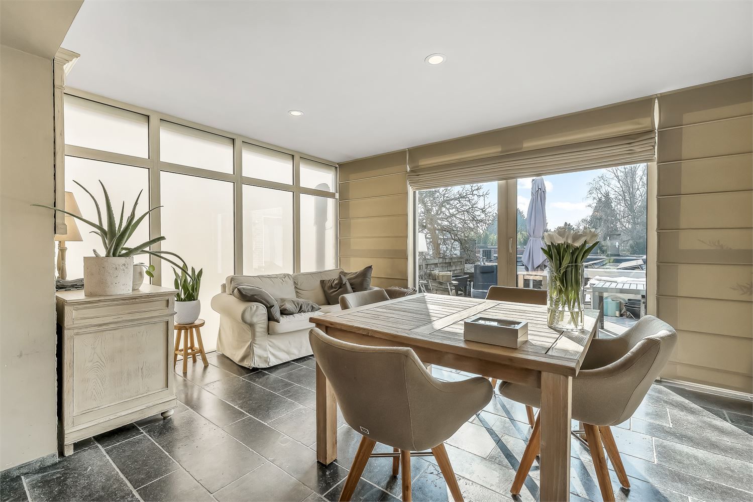 Gekend Italiaans restaurant met prachtig luxe-appartement foto 28