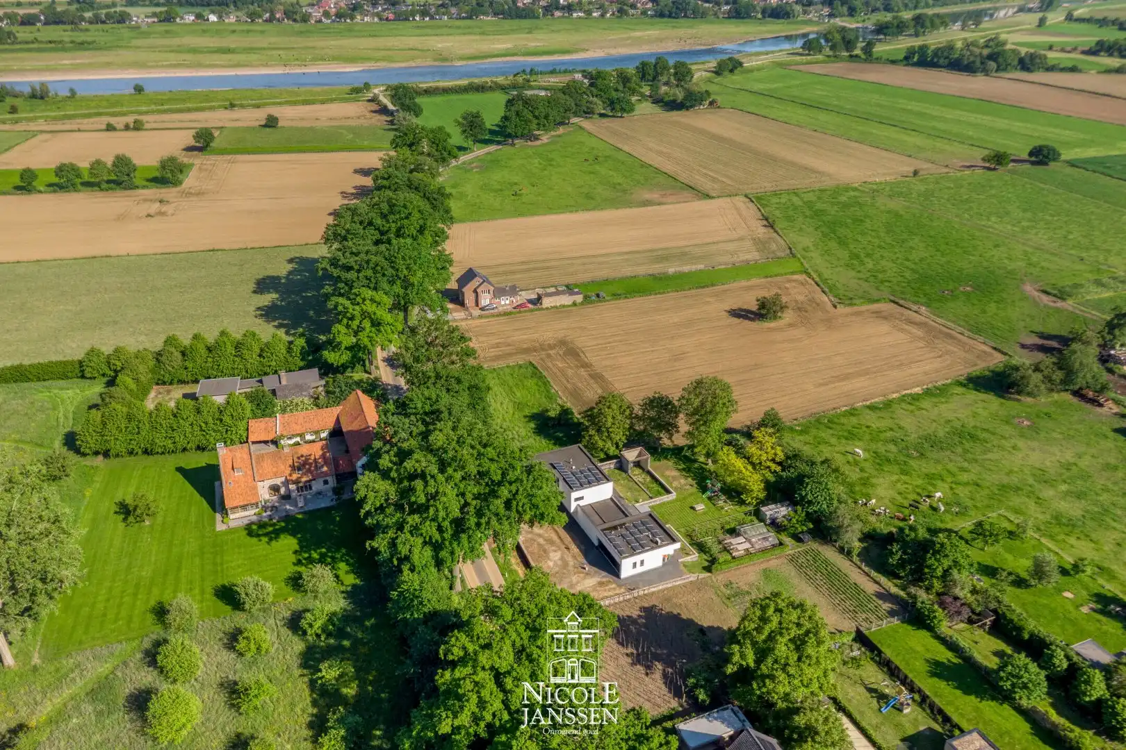Uniek pand met veel mogelijkheden foto 4
