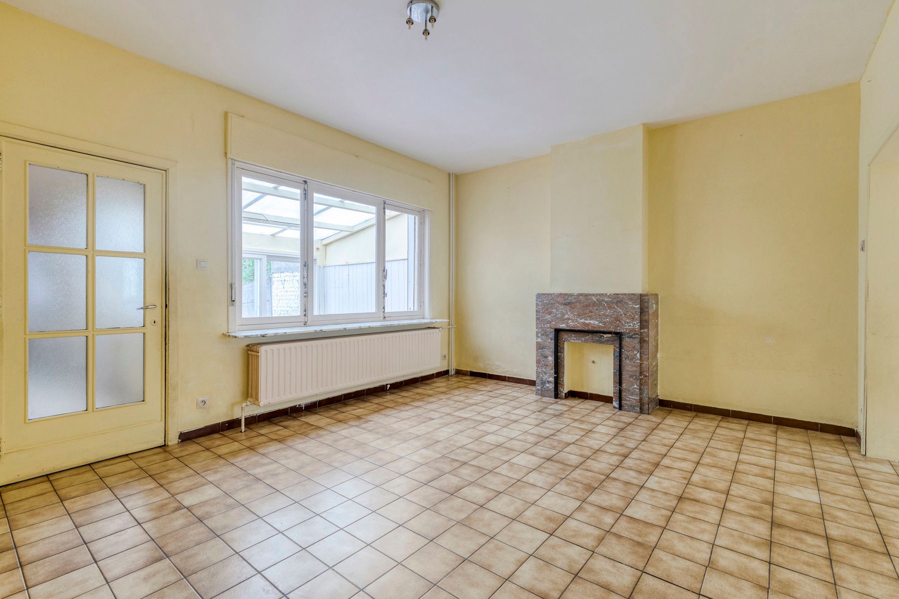 Centraal gelegen rijwoning met 4 slaapkamers foto 5