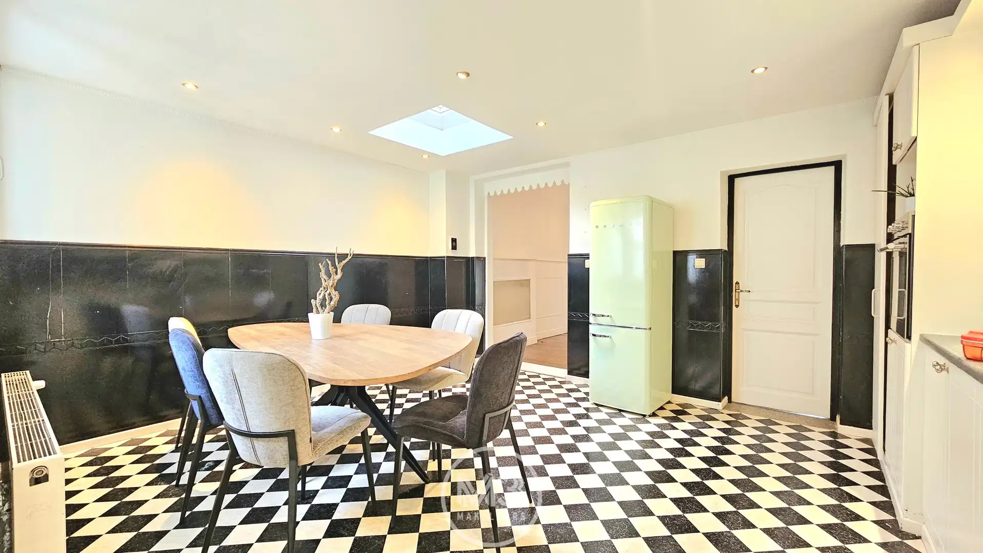 Woning met 4 slpk en 2 badkamers foto 4