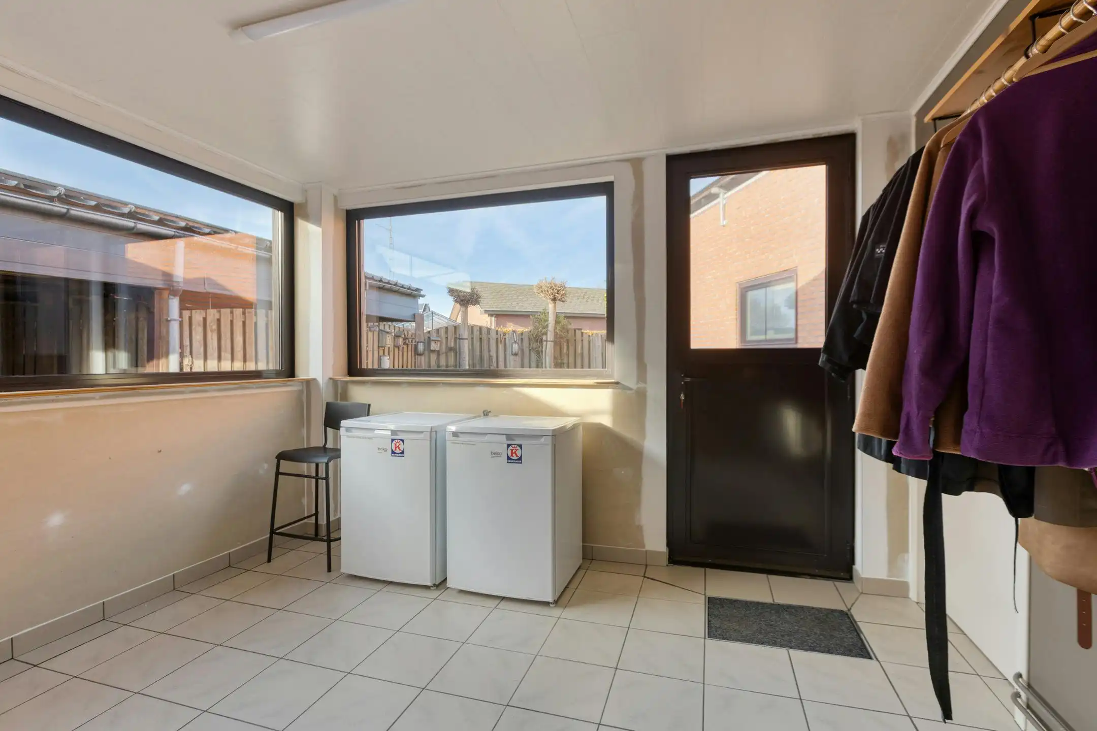 Zeer goed onderhouden handelshuis met handelsruimte en magazijn in centrum Overpelt te koop foto 10