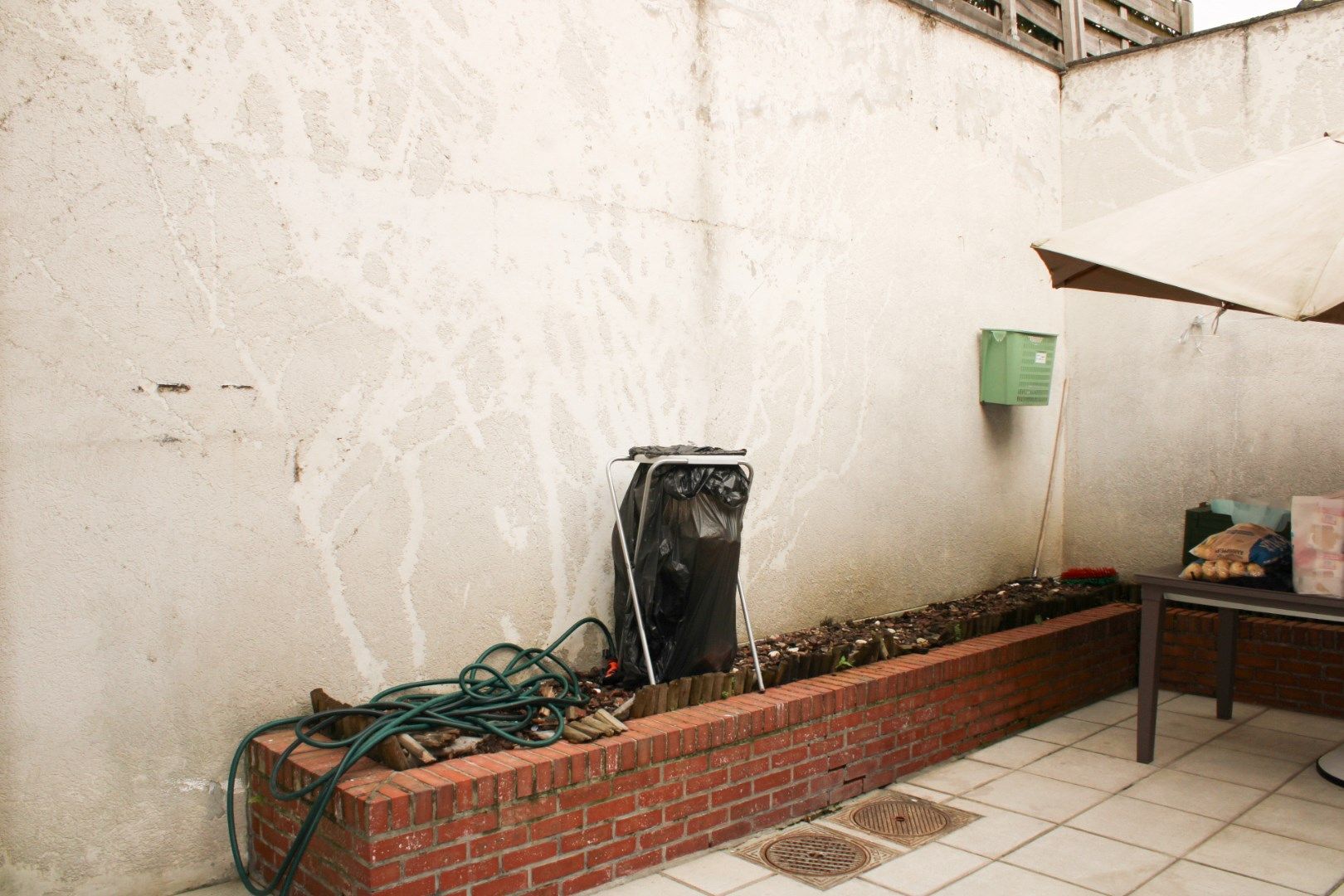 Bijzonder gunstig gelegen ruime gezinswoning met 4 slaapkamers, tuin én dakterras te koop nabij het centrum van Beveren-Waas foto 32