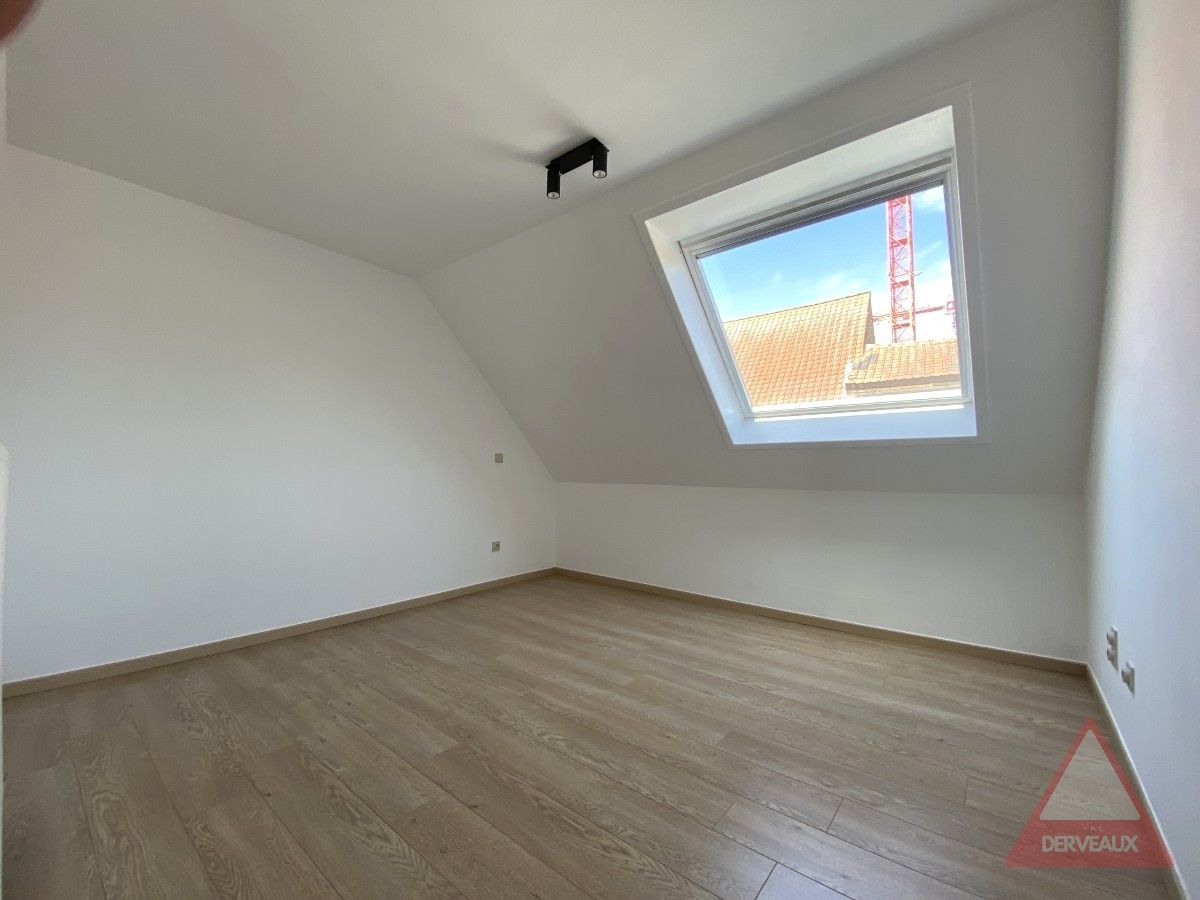 Roeselare – Duplexappartement met 3 slaapkamers en zonnig terras foto 10