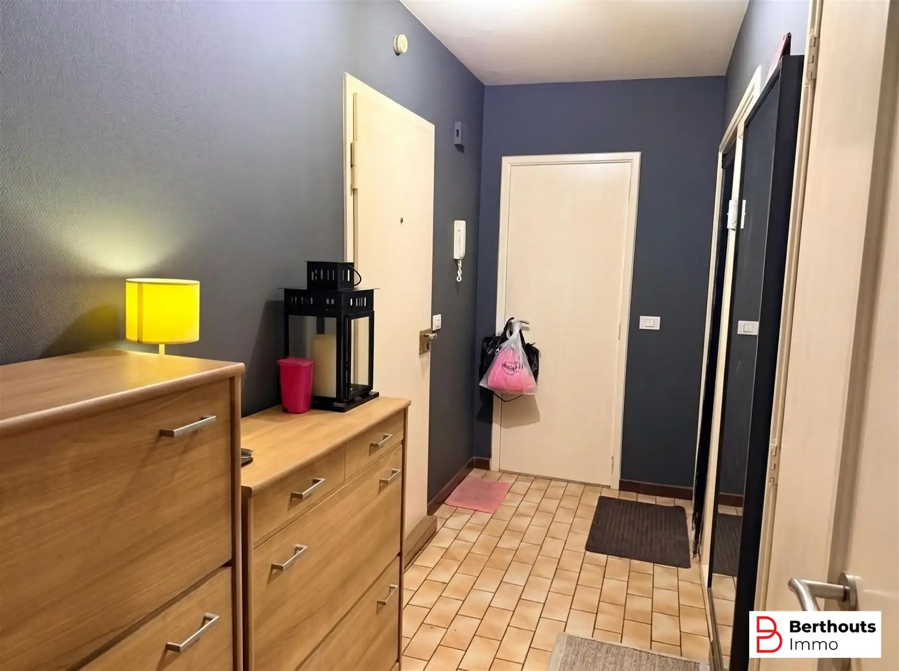 APPARTEMENT INCLUSIEF  ONDERGRONDSE STAANPLAATS foto 7