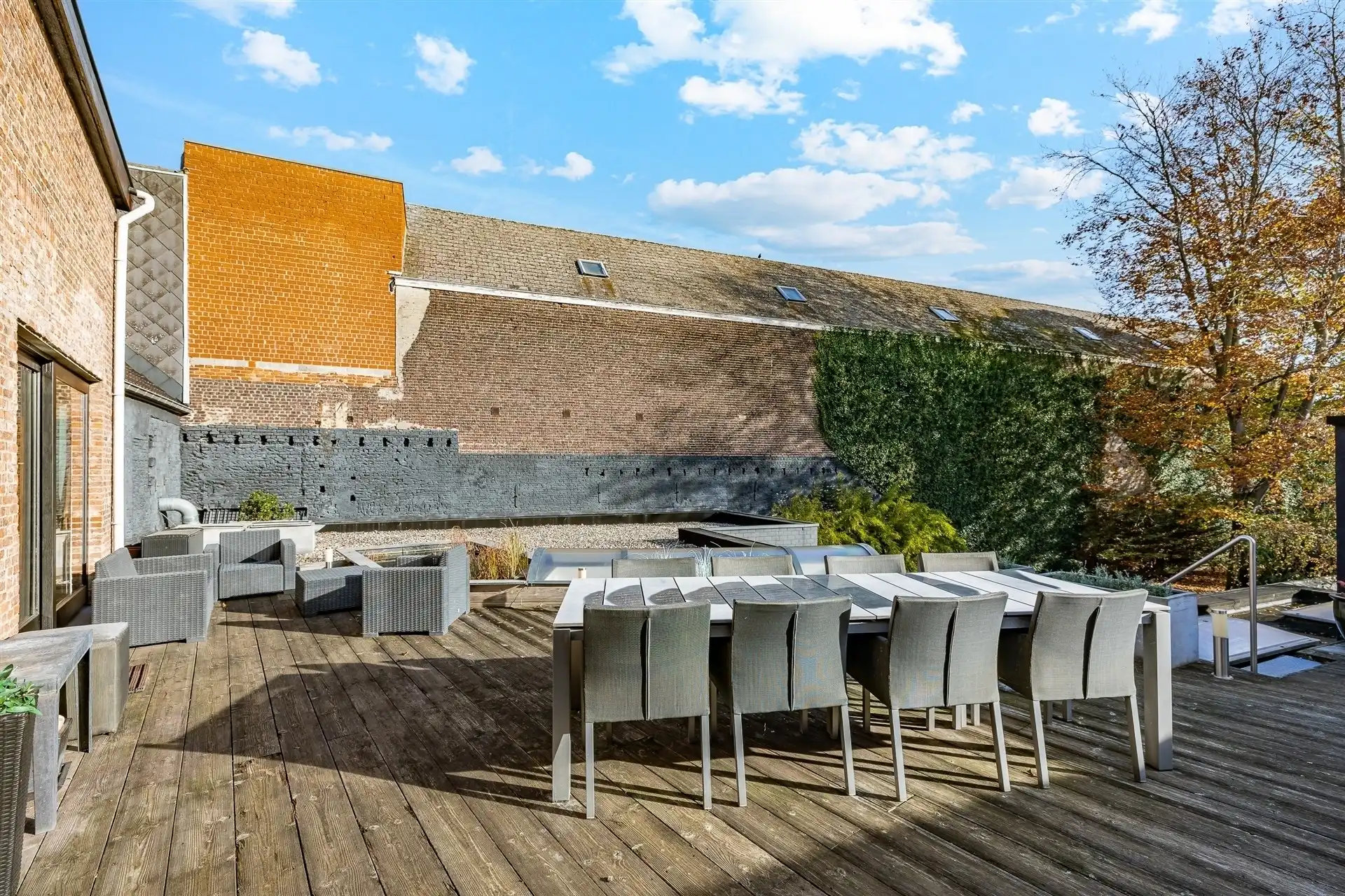 Prachtig winkelpand met duplex op groot perceel foto 27