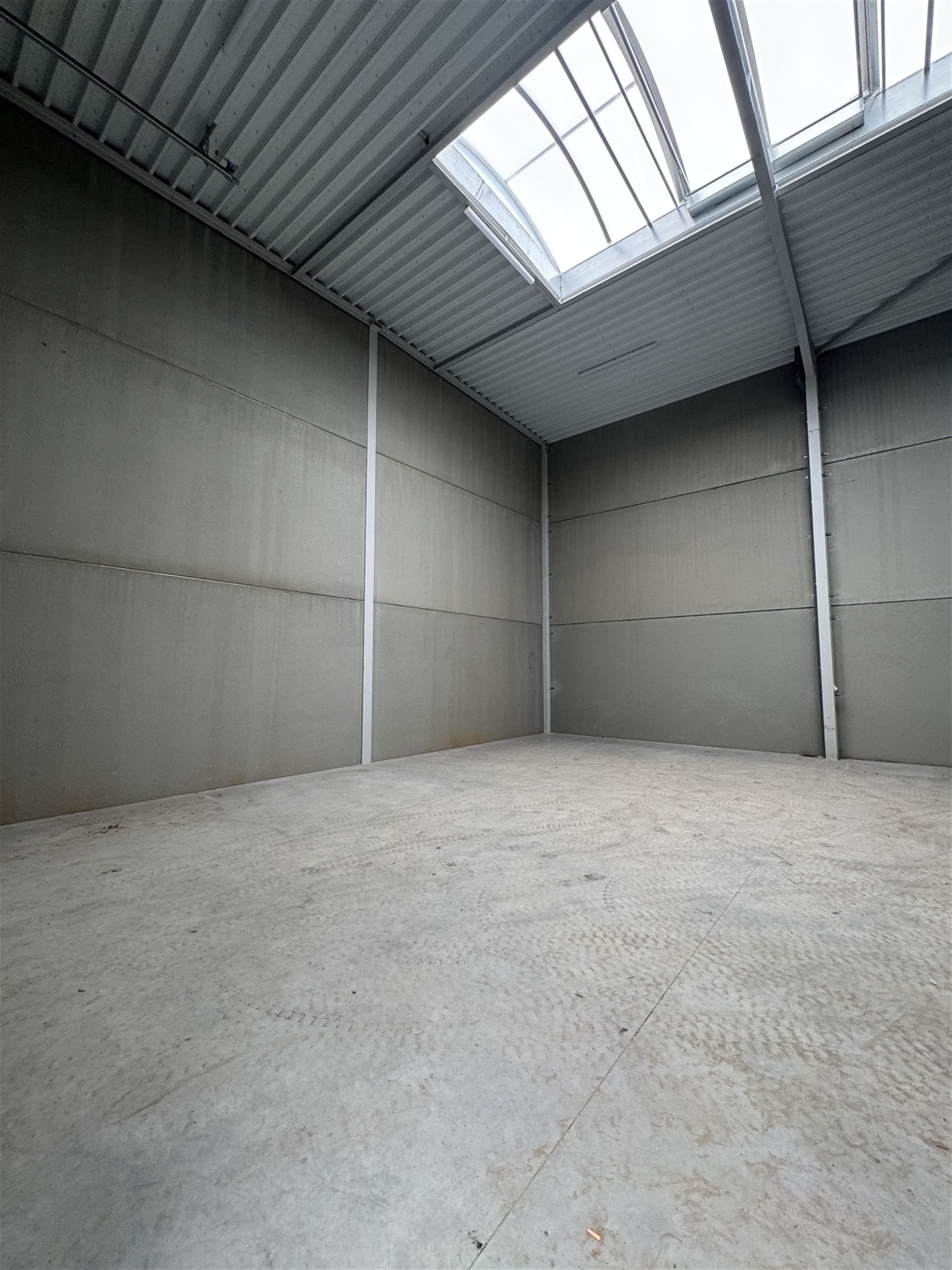 Moderne Loods Te Huur - 144m²  foto 3