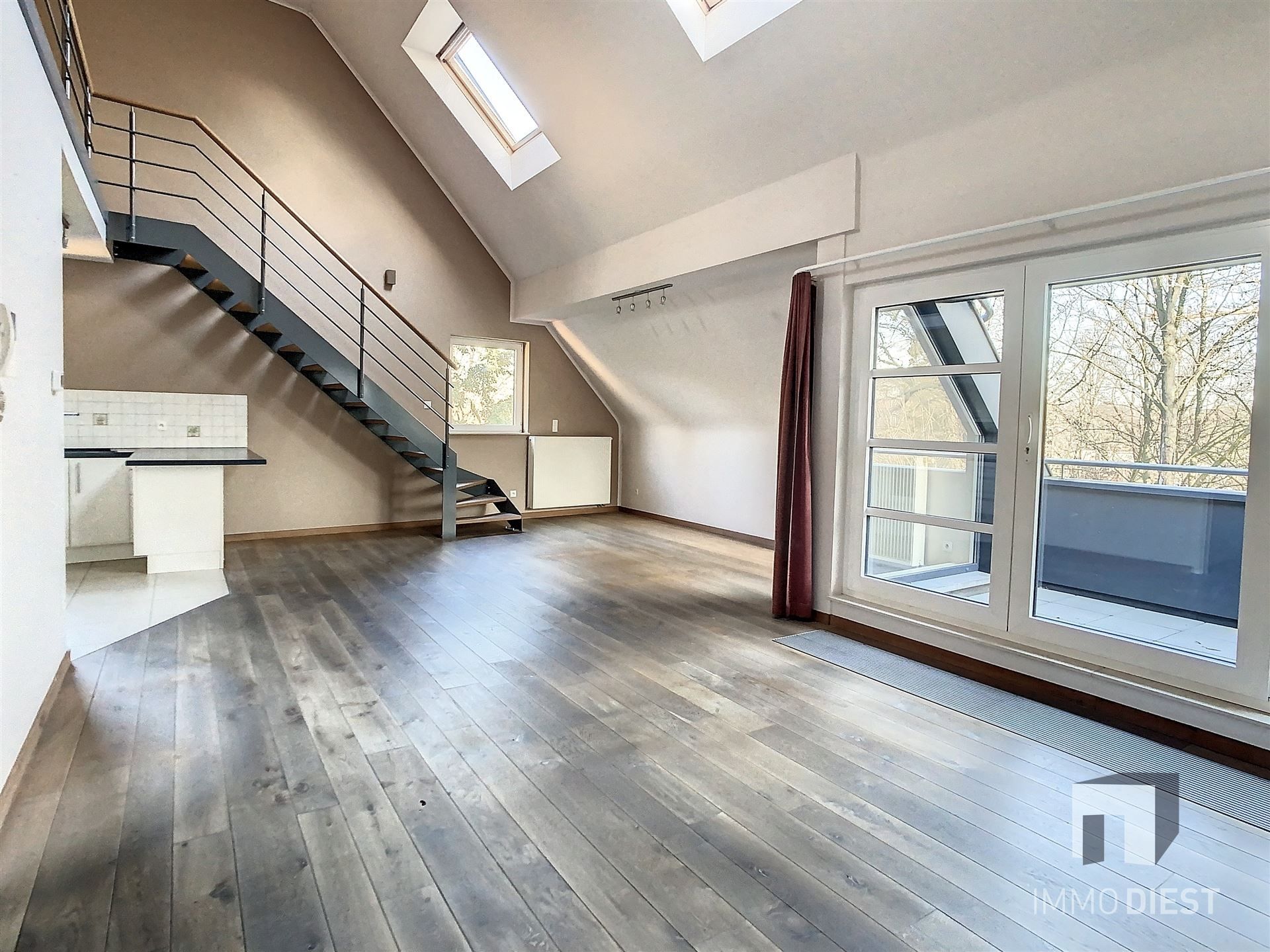 Ruim appartement met 2 slaapkamers foto 3