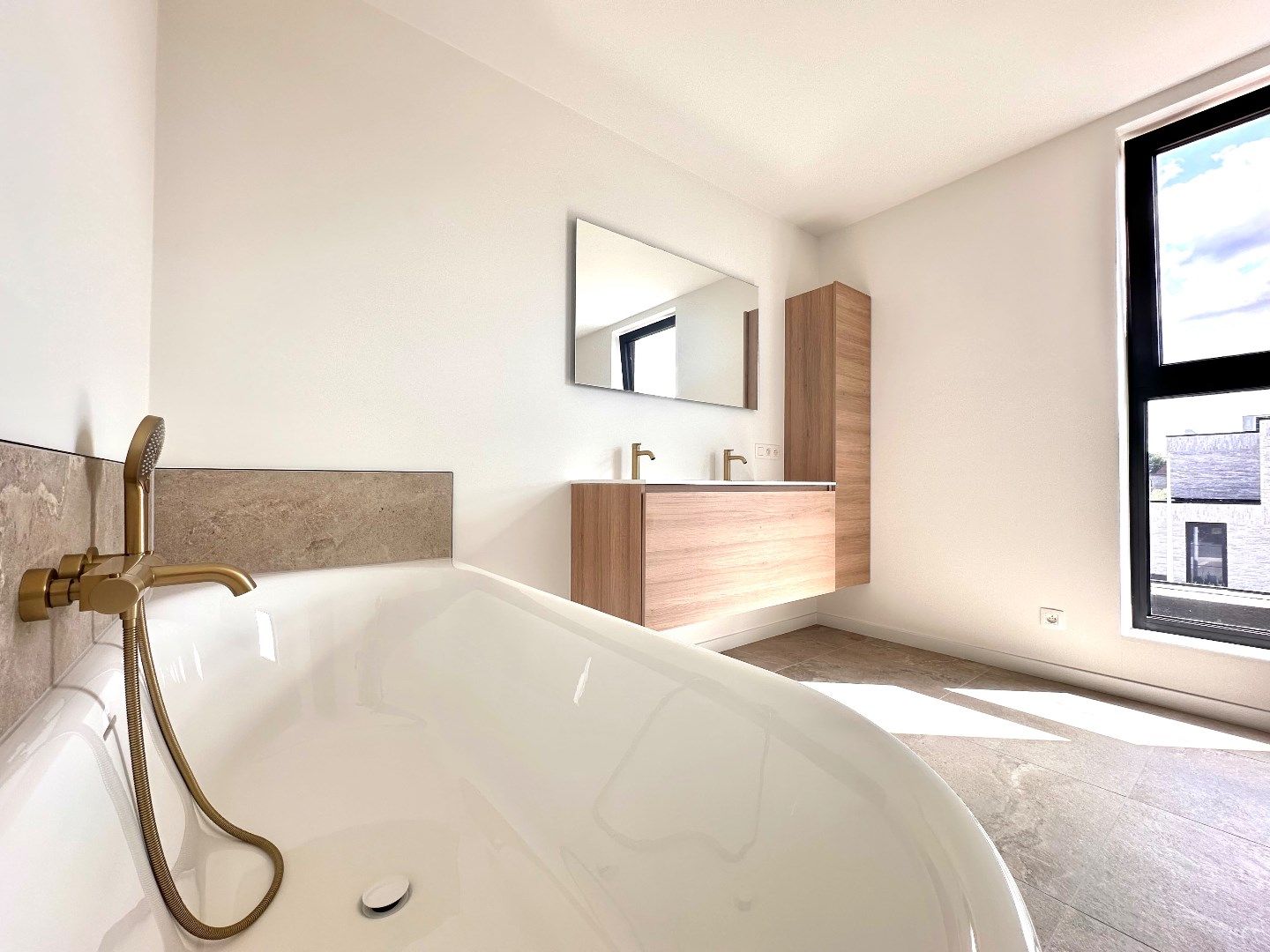Te huur: Exclusieve villa in villawijk Tongers Veld – luxe, rust en comfort op toplocatie foto 15