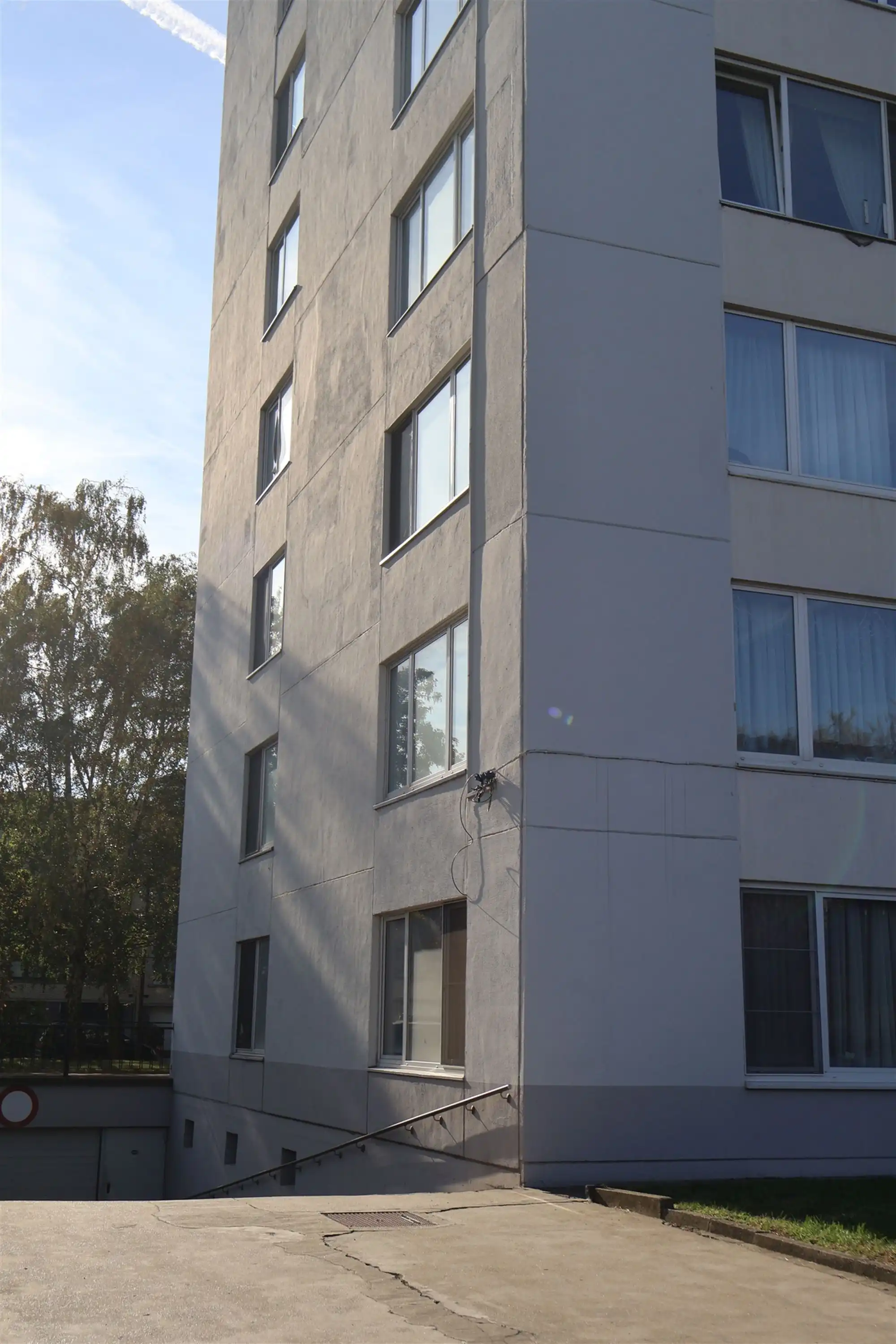 Afgesloten garagebox in Deurne foto 7