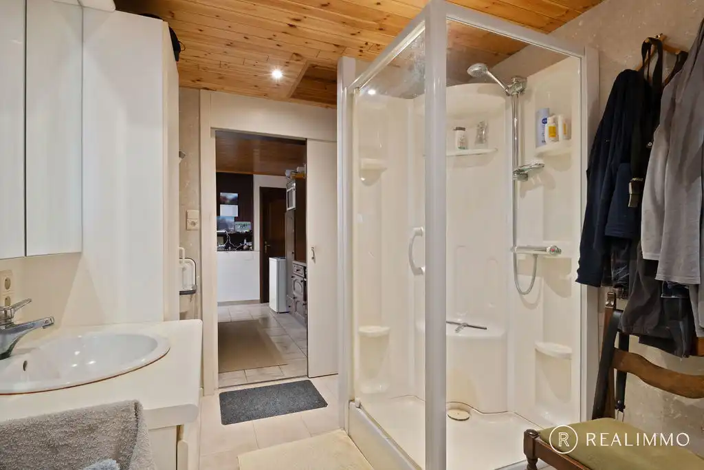 Rustig gelegen gezinswoning op 789m² foto 13