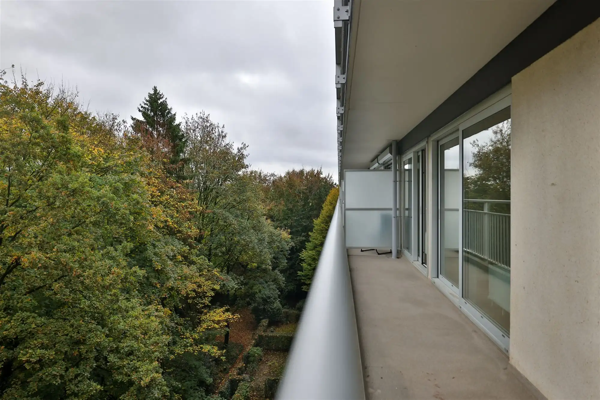 ruim energiezuinig 3-slaapkamerappartement met knap uitzicht foto 12