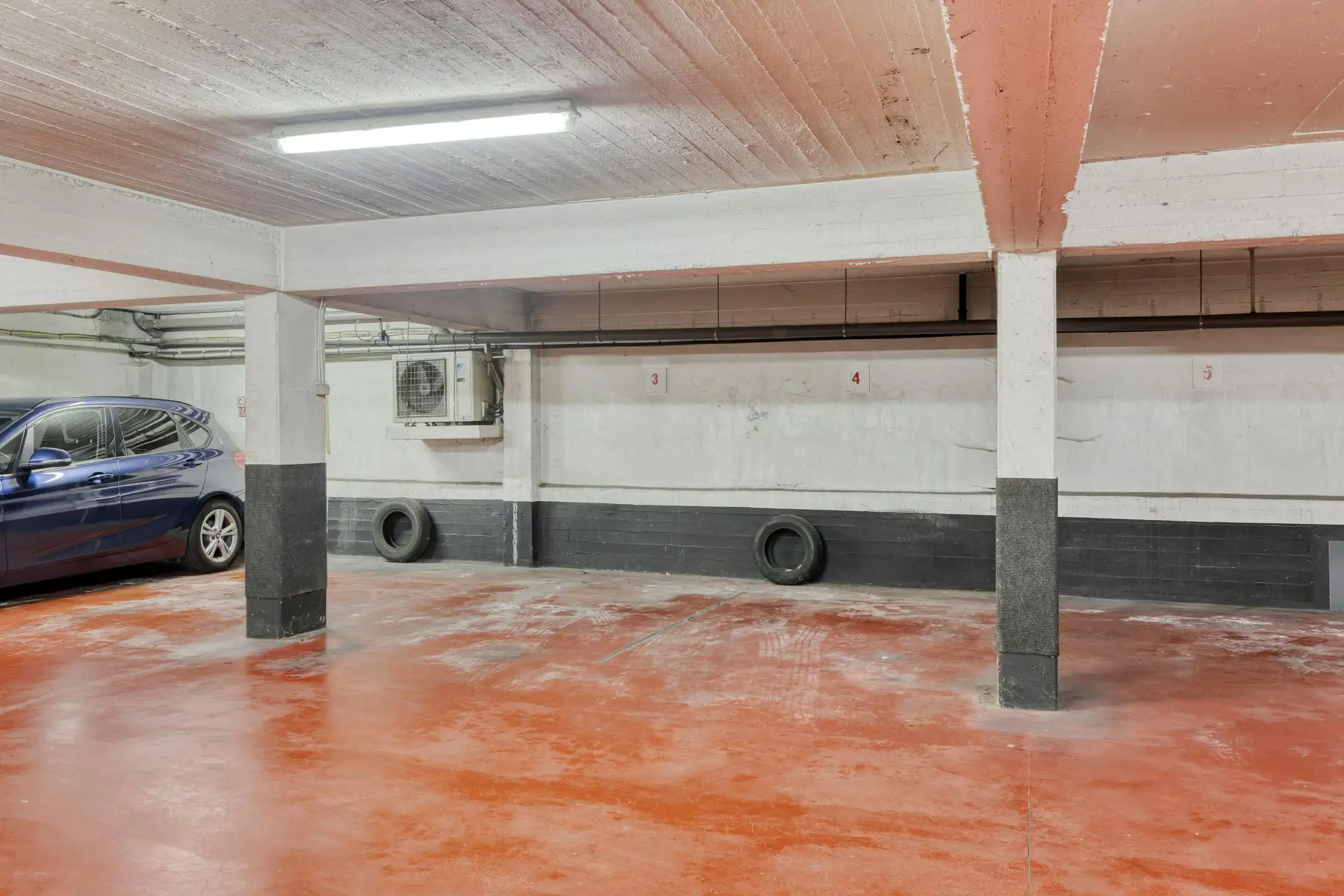 Volledig gerenoveerd appartement te koop in Roeselare  foto 14