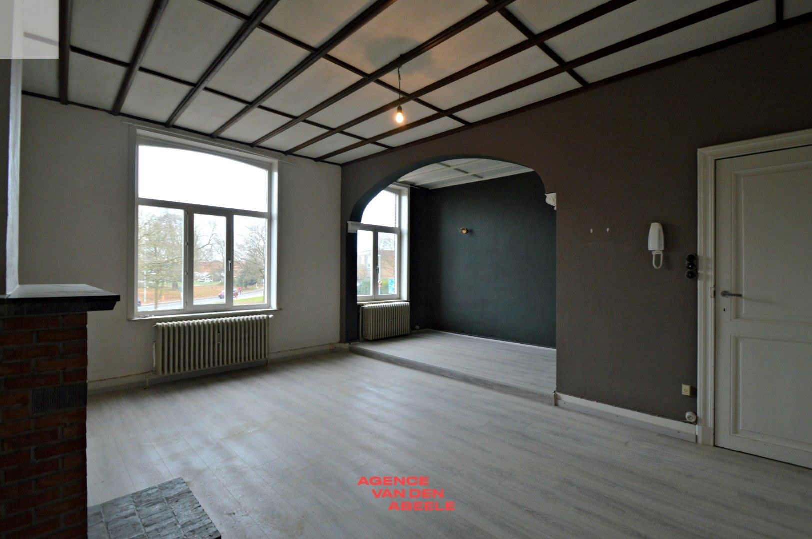 Opbrengsteigendom met 4 appartementen en ruime garage  foto 8