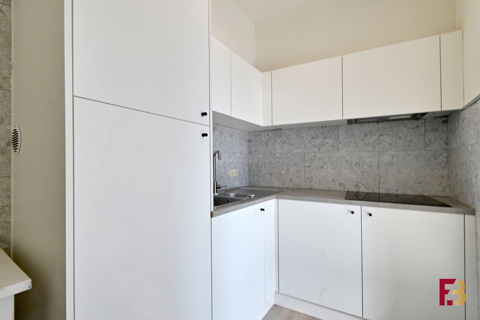 Appartement met handelspand in Ekkergem (Gent) foto 12