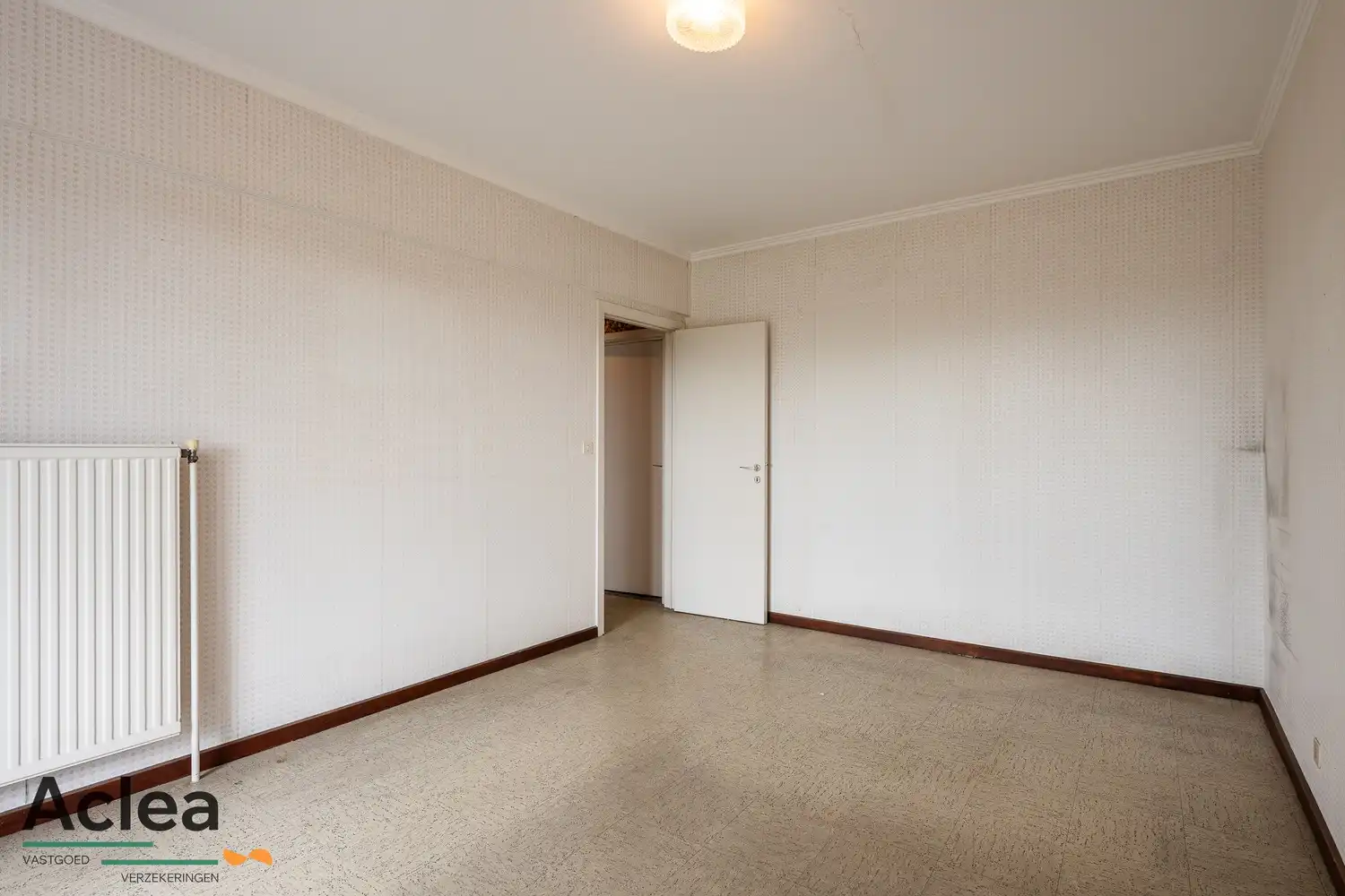 Ruim opgefrist appartement in centrum Eeklo foto 13