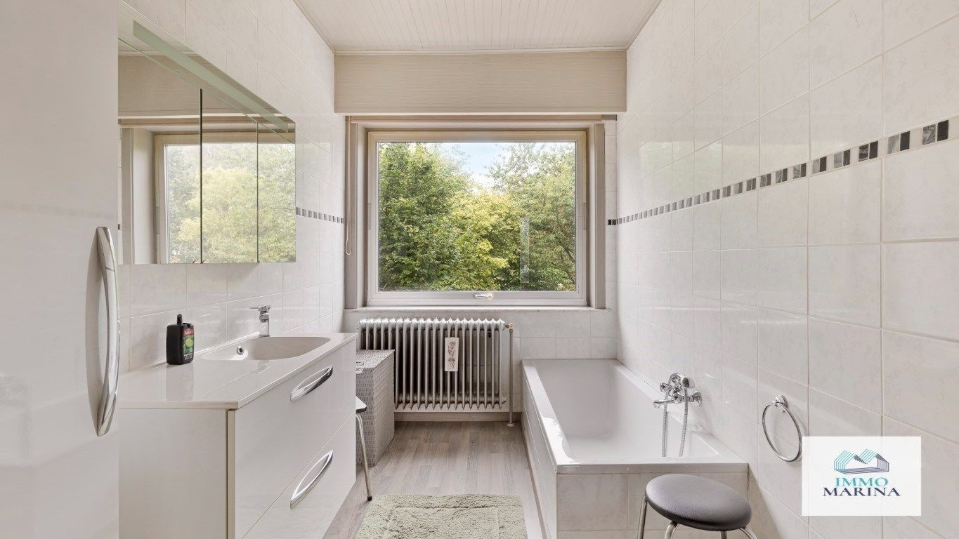 Woning met W-tuin circa 41a en volledige kelder. foto 16