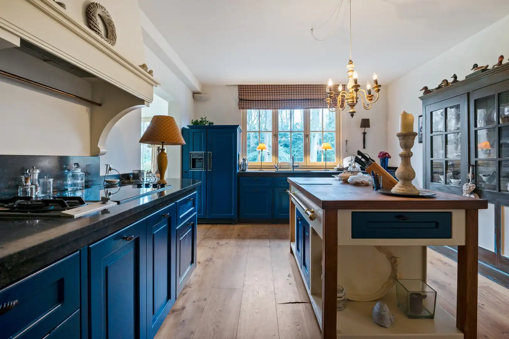 Stijlvolle villa in gegeerde doodlopende straat foto 9