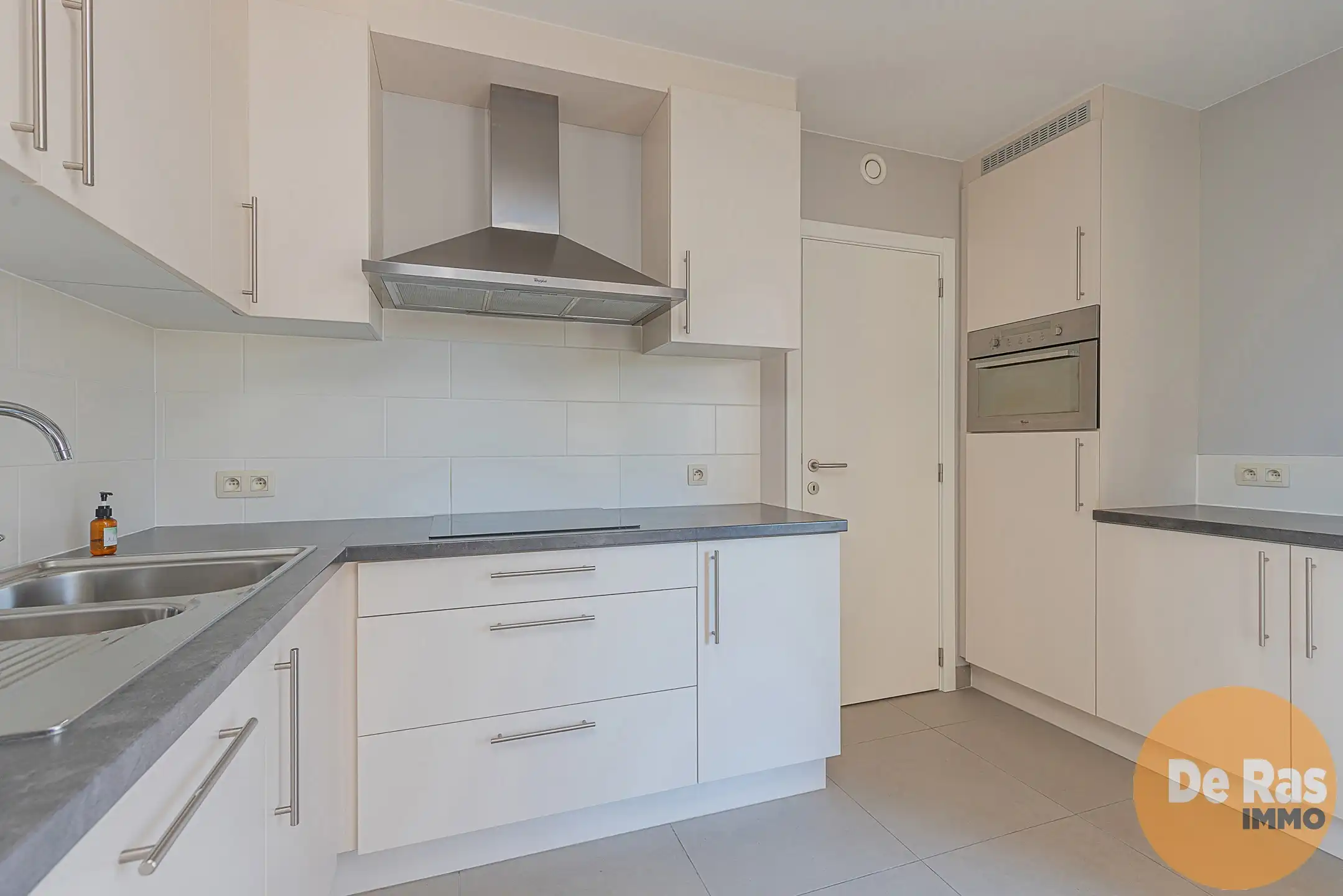 ERWETEGEM - Verzorgd 2-slaapkamerappartement met 2 terrassen foto 10