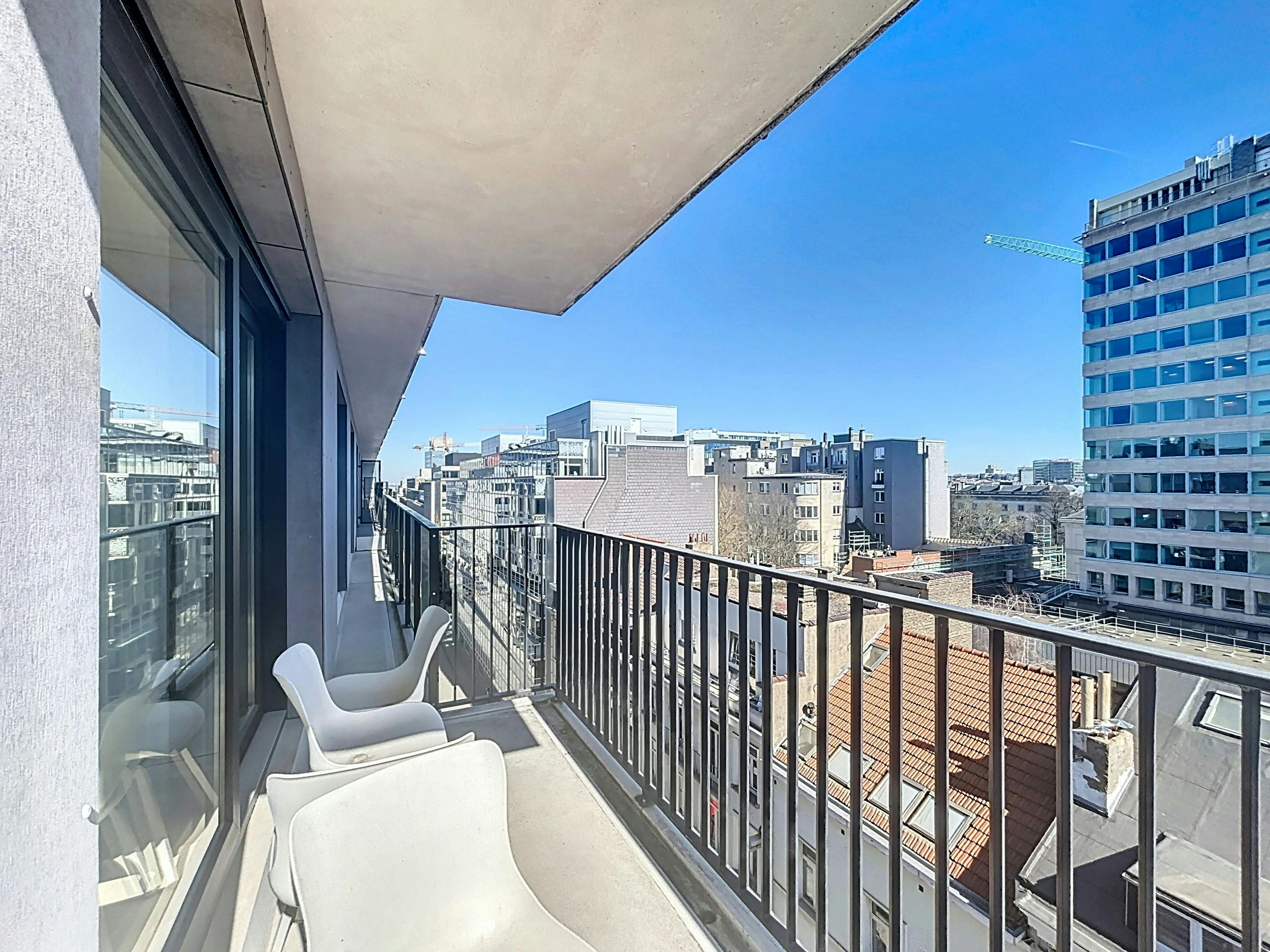 Brussel, Gemeubeld appartement -terras 30m²- pkg foto 18