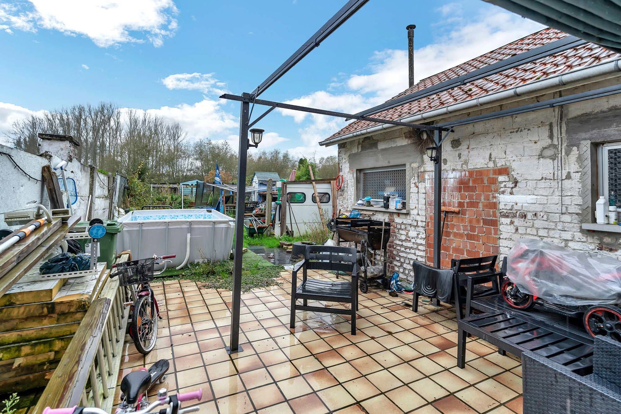 Verder te renoveren woning te Heldergem met garage en tuin foto 21