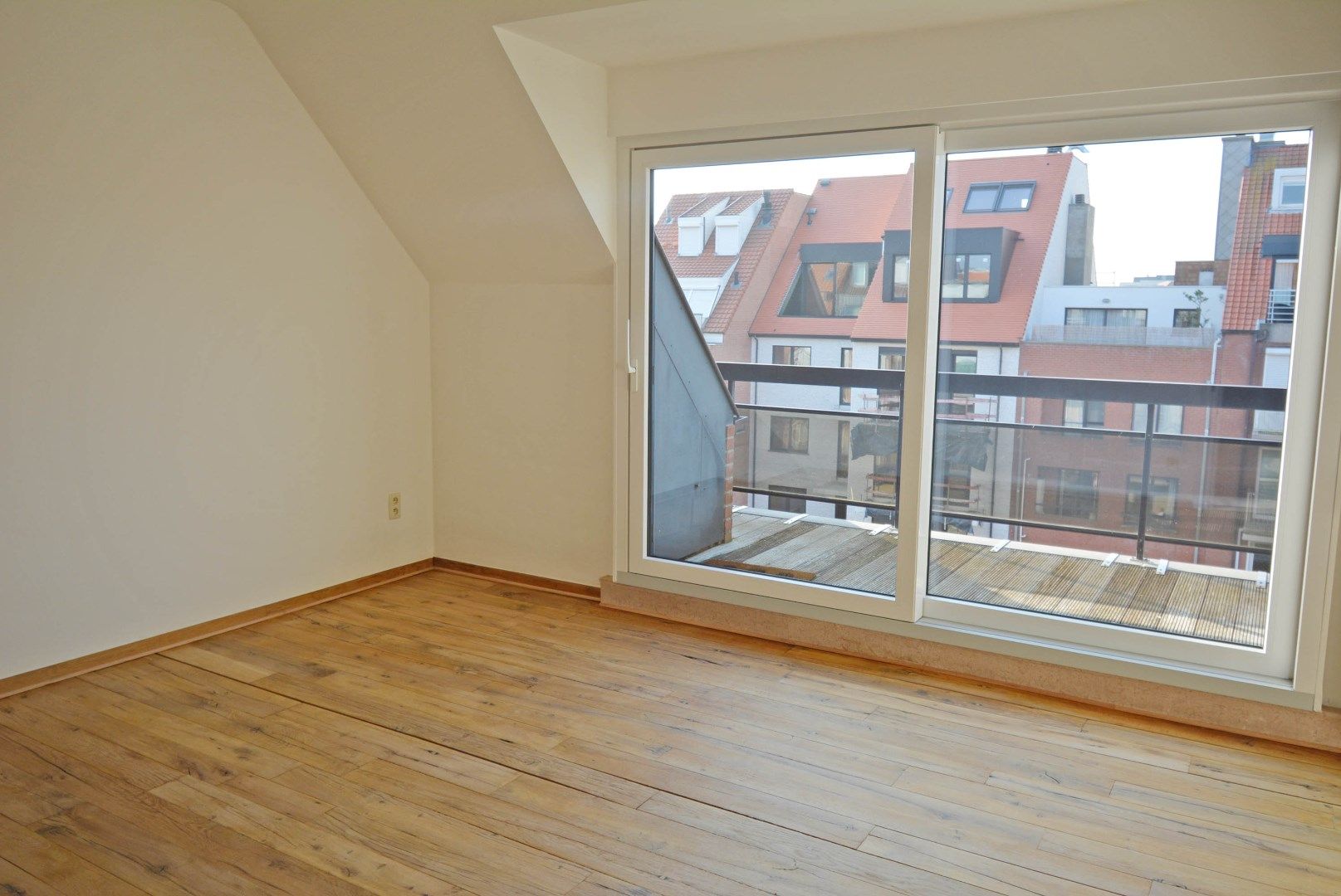 Duplex appartement met twee terrassen op wandelafstand van het strand foto 3