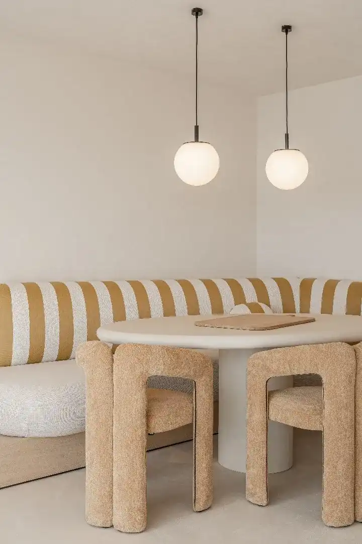 Uitzonderlijk gerenoveerd appartement met schitterende gevelbreedte op de Zeedijk in Knokke foto 12