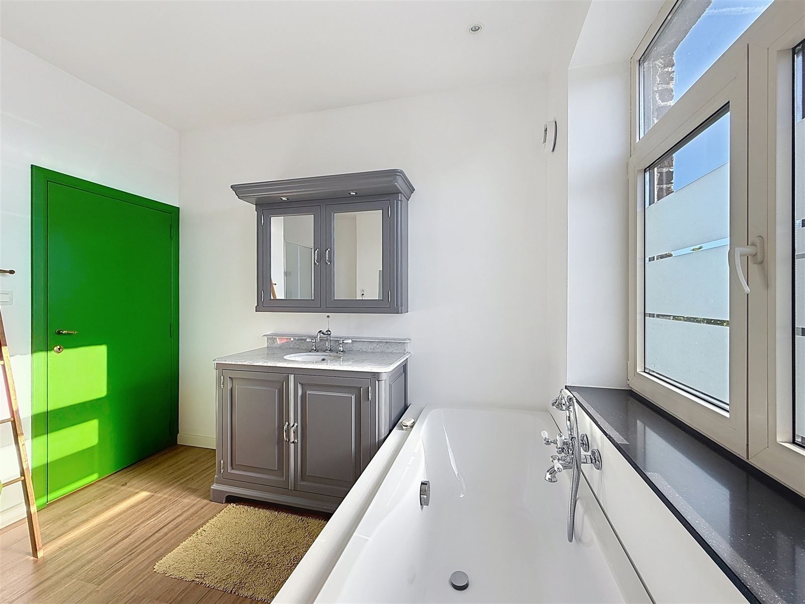 Gerenoveerde ruime woning, tuin, bijgebouw, 5a 45ca foto 24