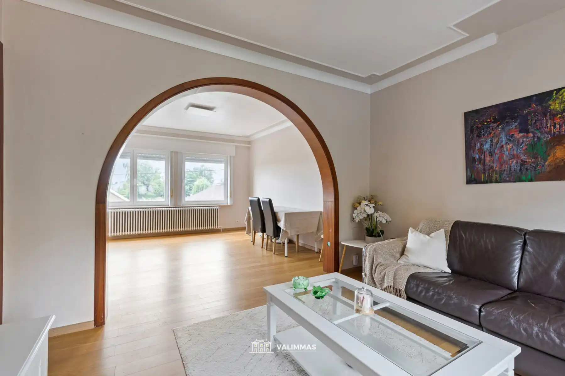 Verzorgde en welgelegen rijwoning met ruime garage, tuin... foto 10