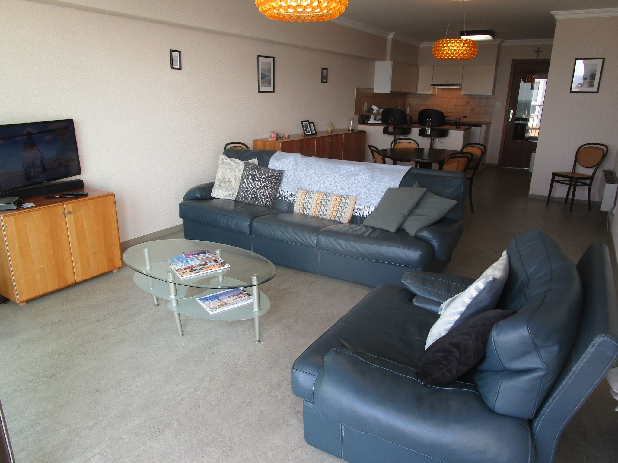 Ruim centraal gelegen app. 2 slaapkamers frontaal zeezicht + ruim terras foto 6