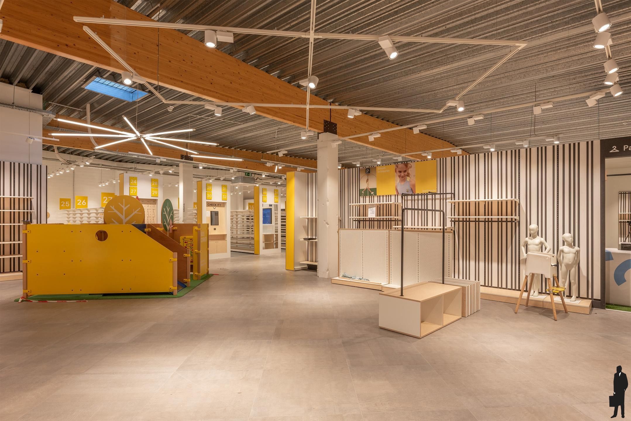 Multifunctioneel handelspand van 980 m² in Turnhout foto 6